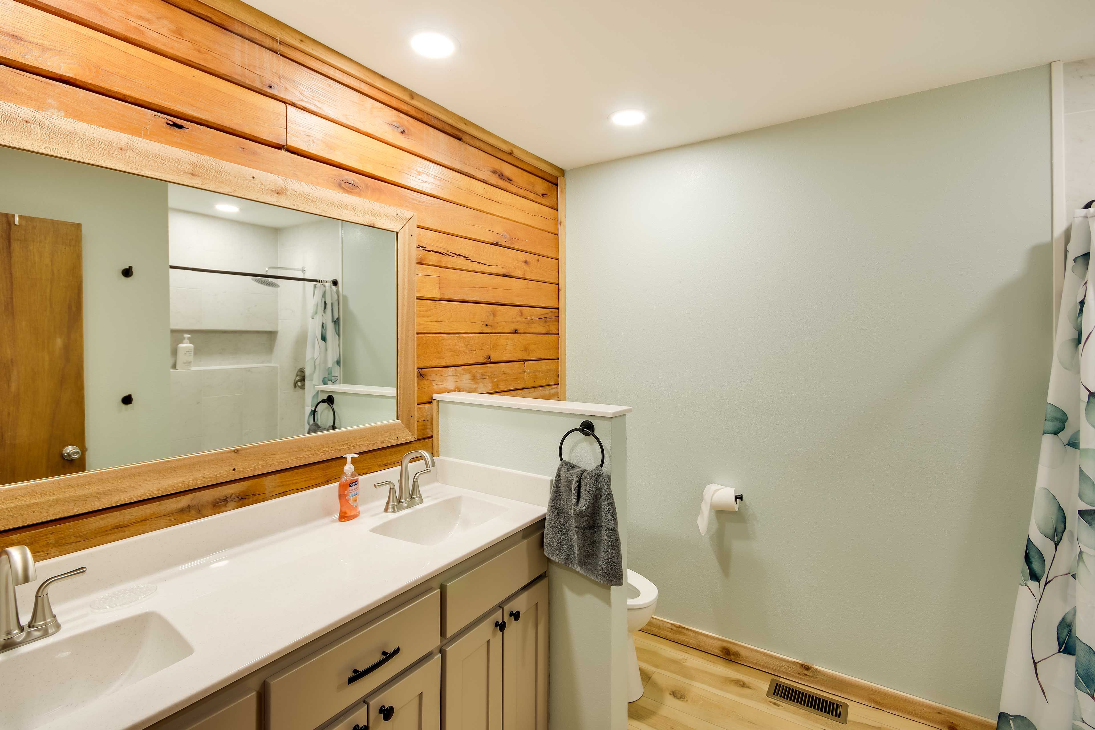 En-Suite Bathroom