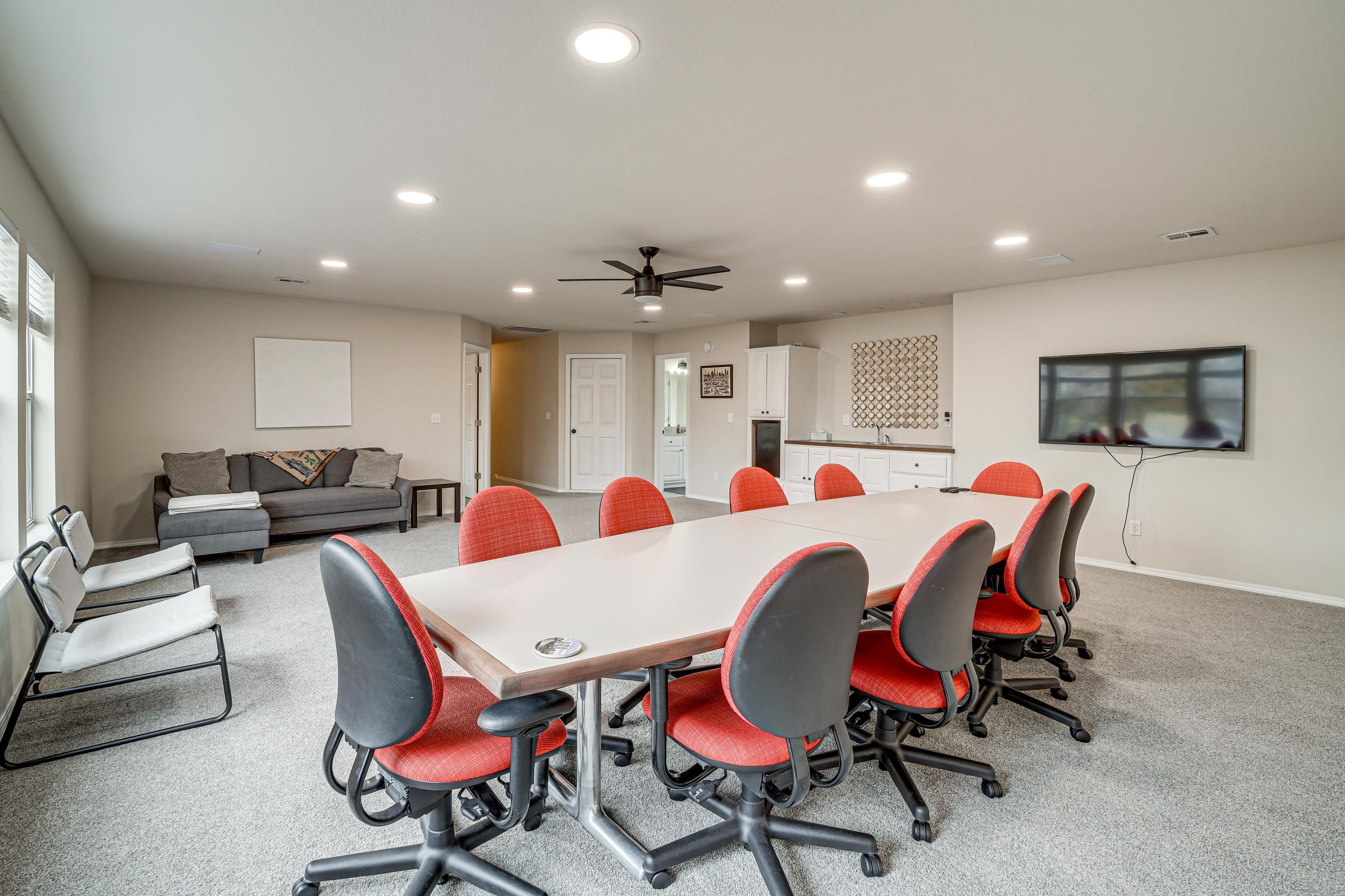 Conference Room | Wet Bar | Sleeper Sofa