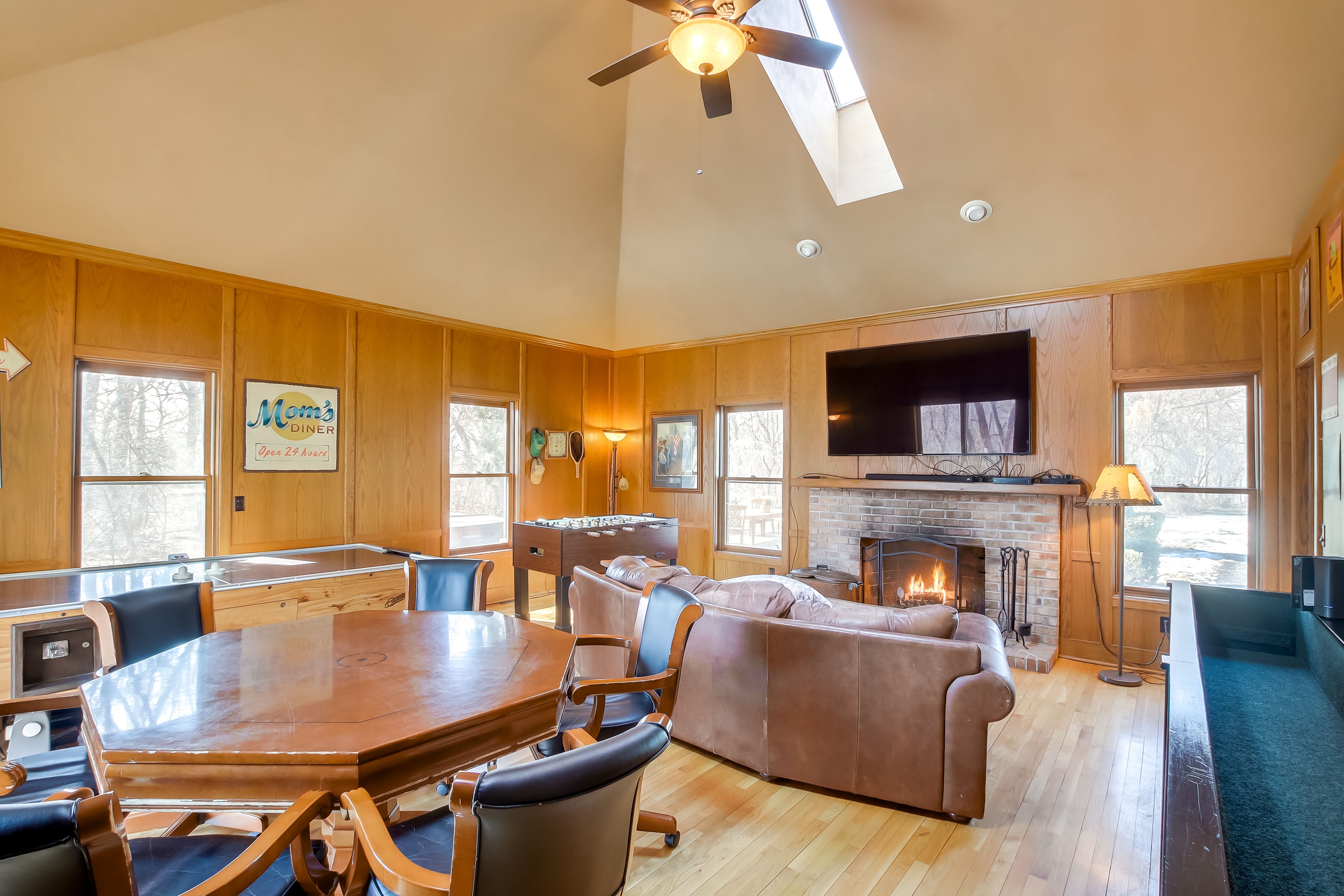 The Lodge | Game Room | Cable TV | Foosball Table | Air Hockey Table
