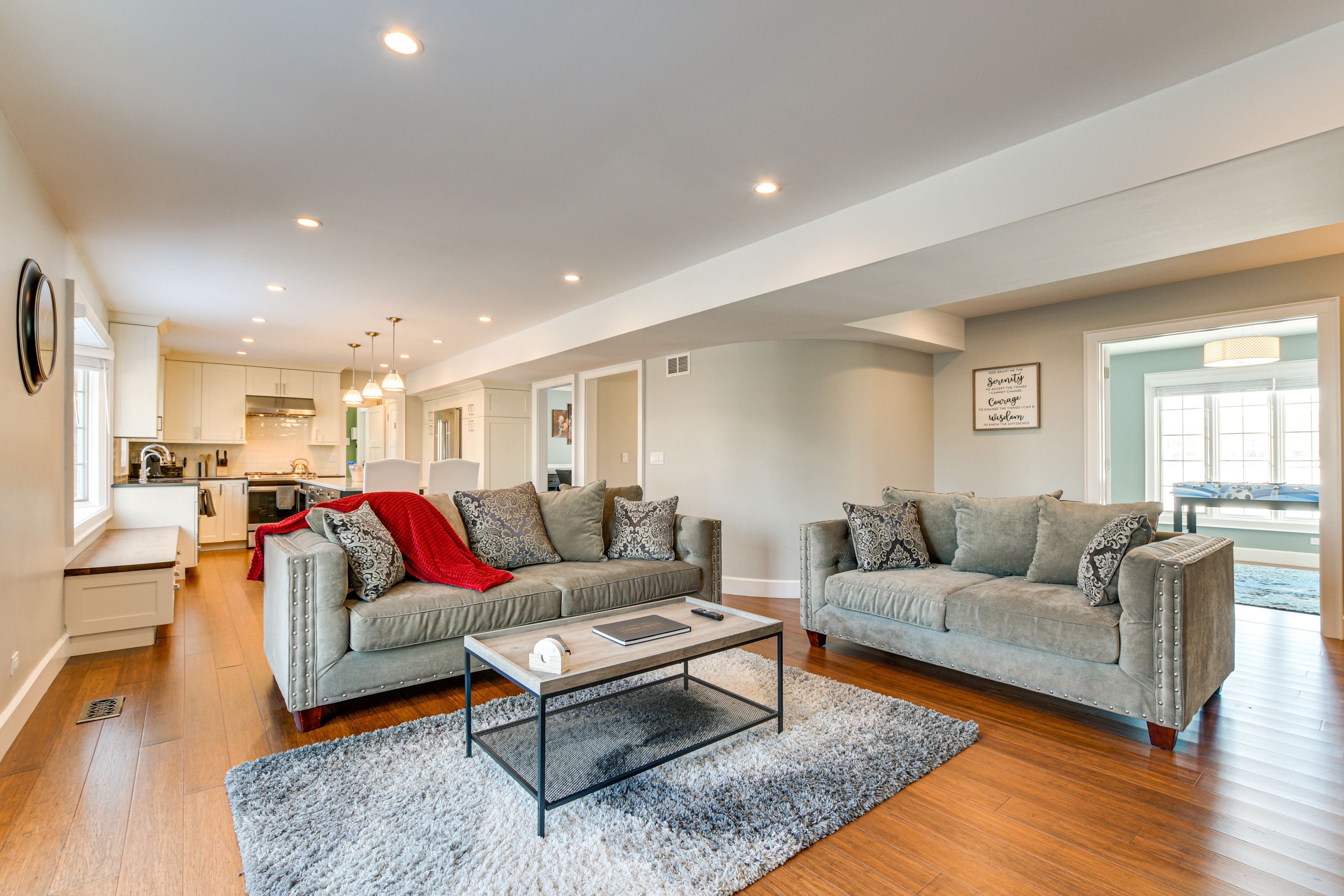 Living Room | Smart TV w/ Cable | Decorative Fireplace