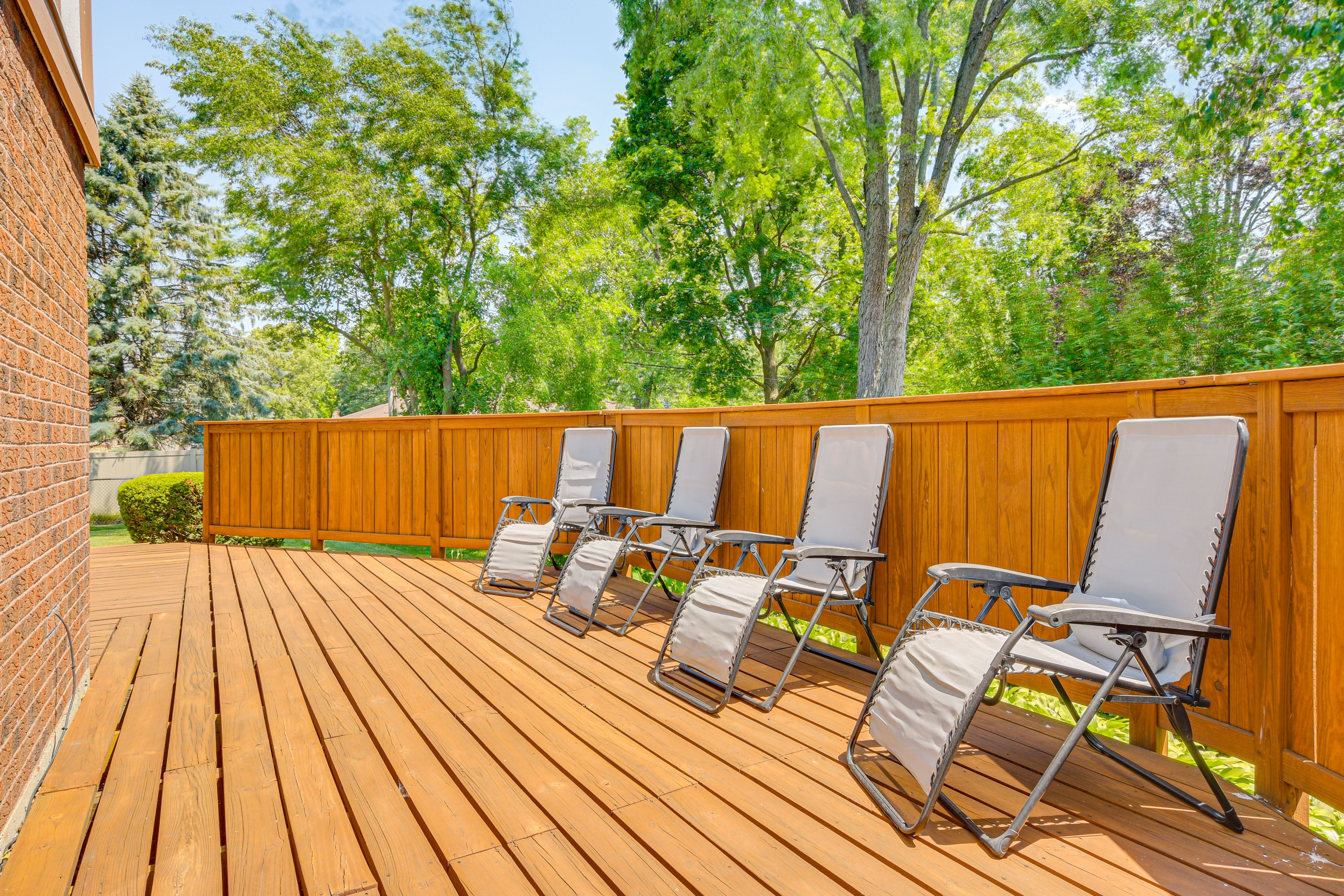 Deck | Charcoal Grill w/ Electric Starter | Lake View