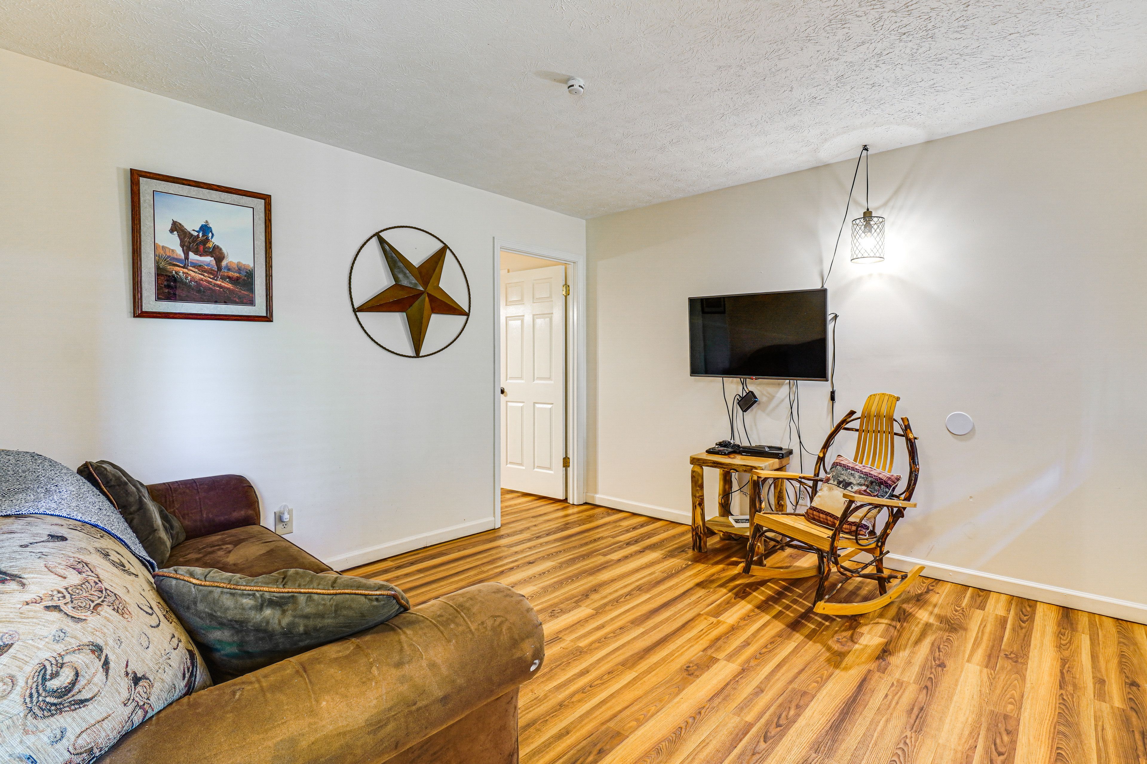 Game Room | Lower Level | Smart TV w/ Cable | Nintendo Console | Sleeper Sofa