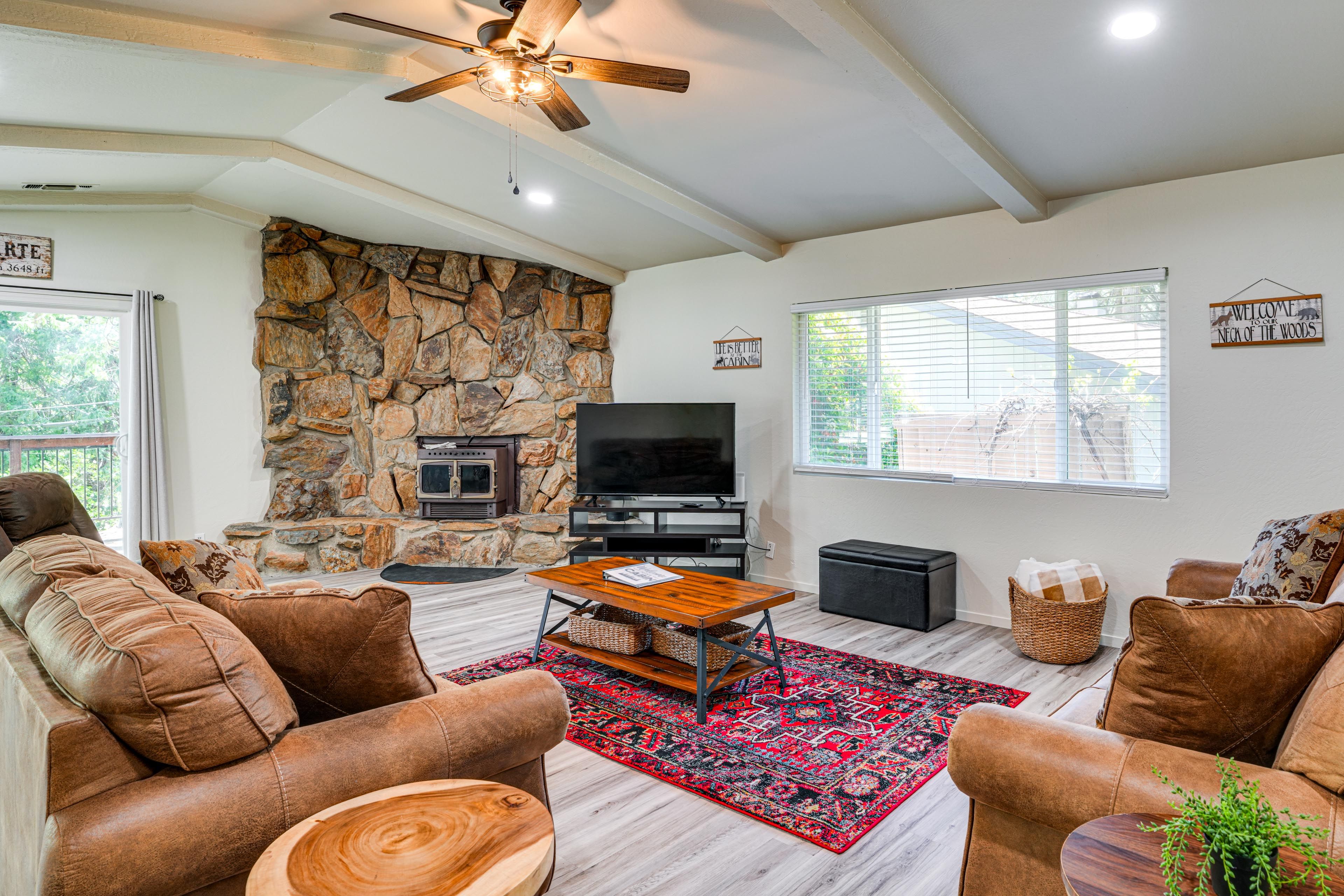 Twain Harte Vacation Rental | 3BR | 2BA | 1,612 Sq Ft | Step-Free Access