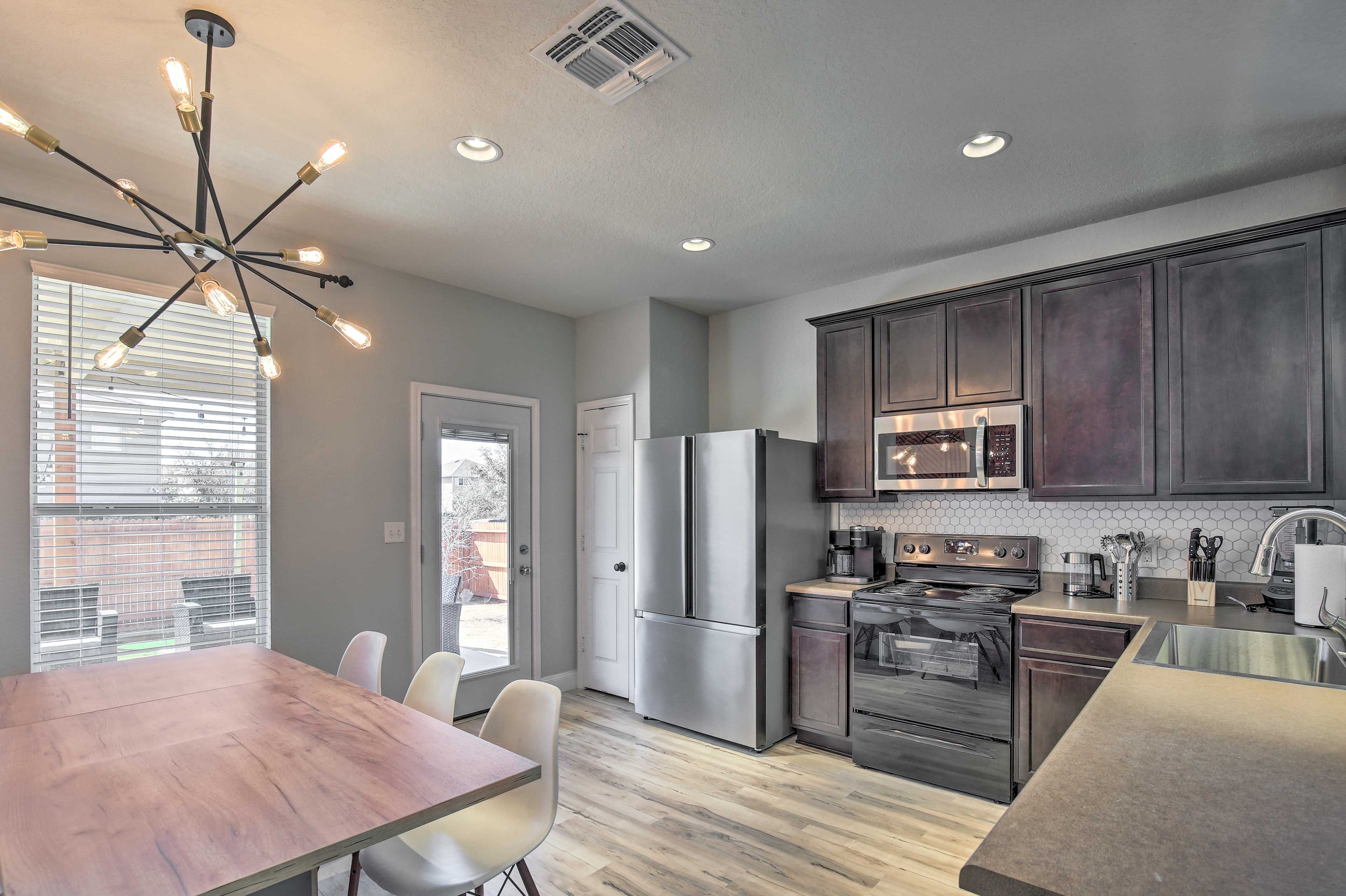 Kitchen | Fully Equipped | Cooking Basics