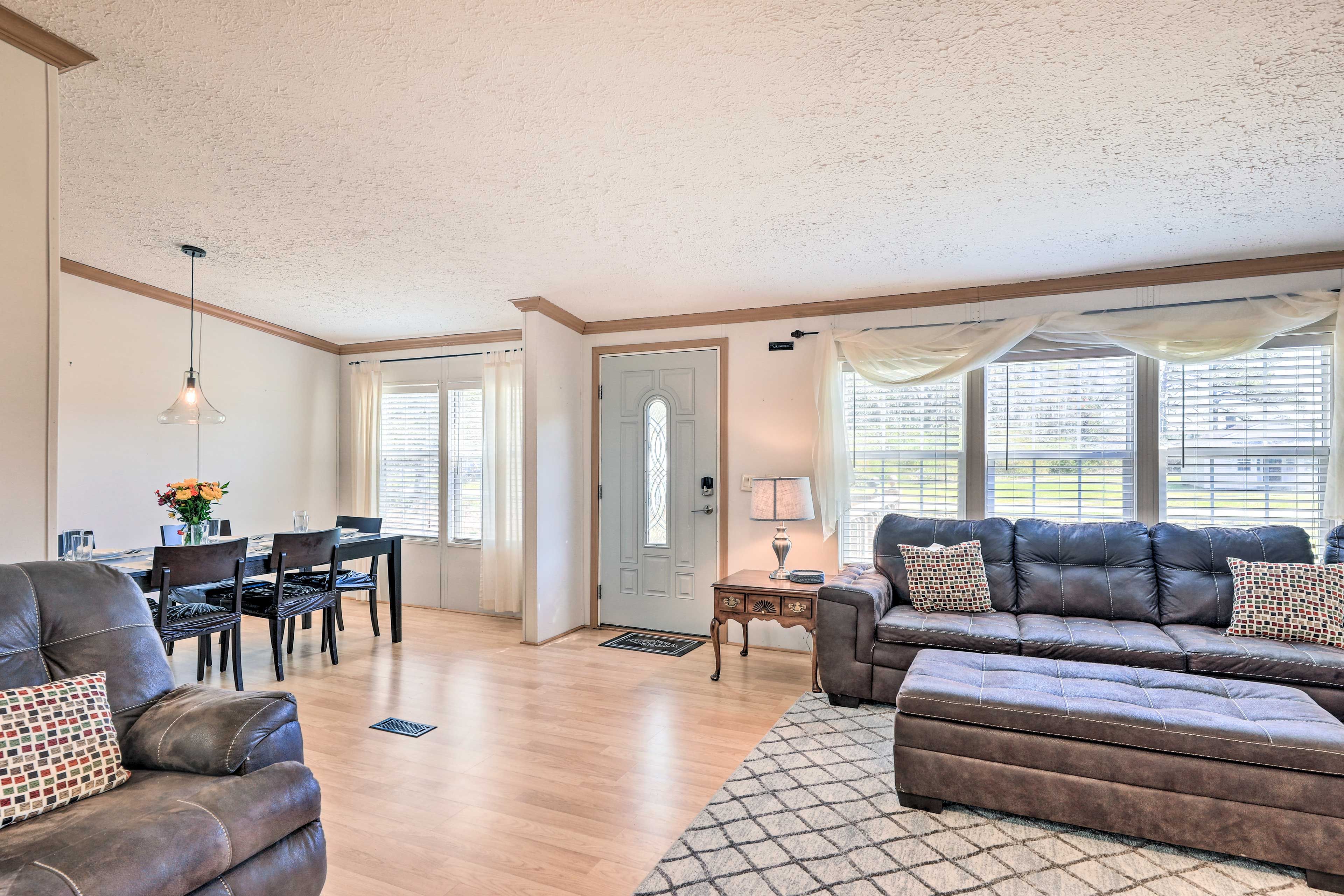 Living Room | Sleeper Sofa | Pack 'n Play