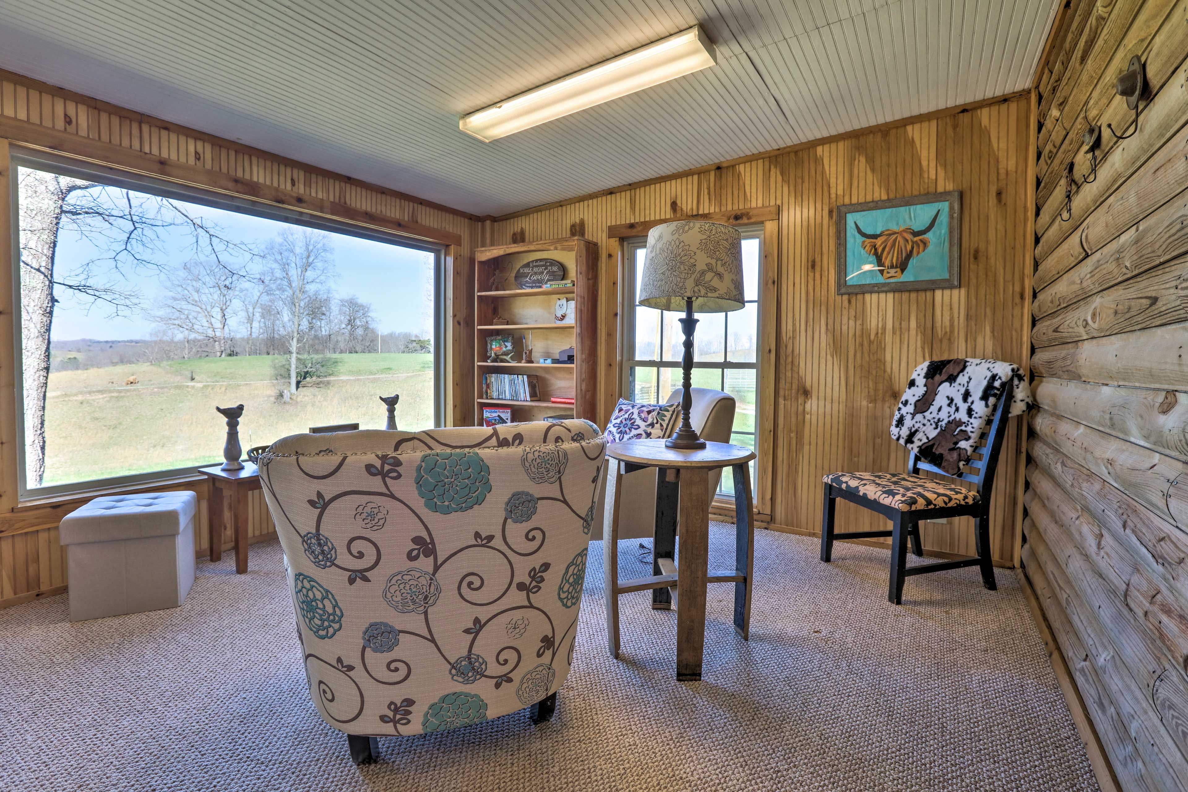 Living Room | Landscape Views