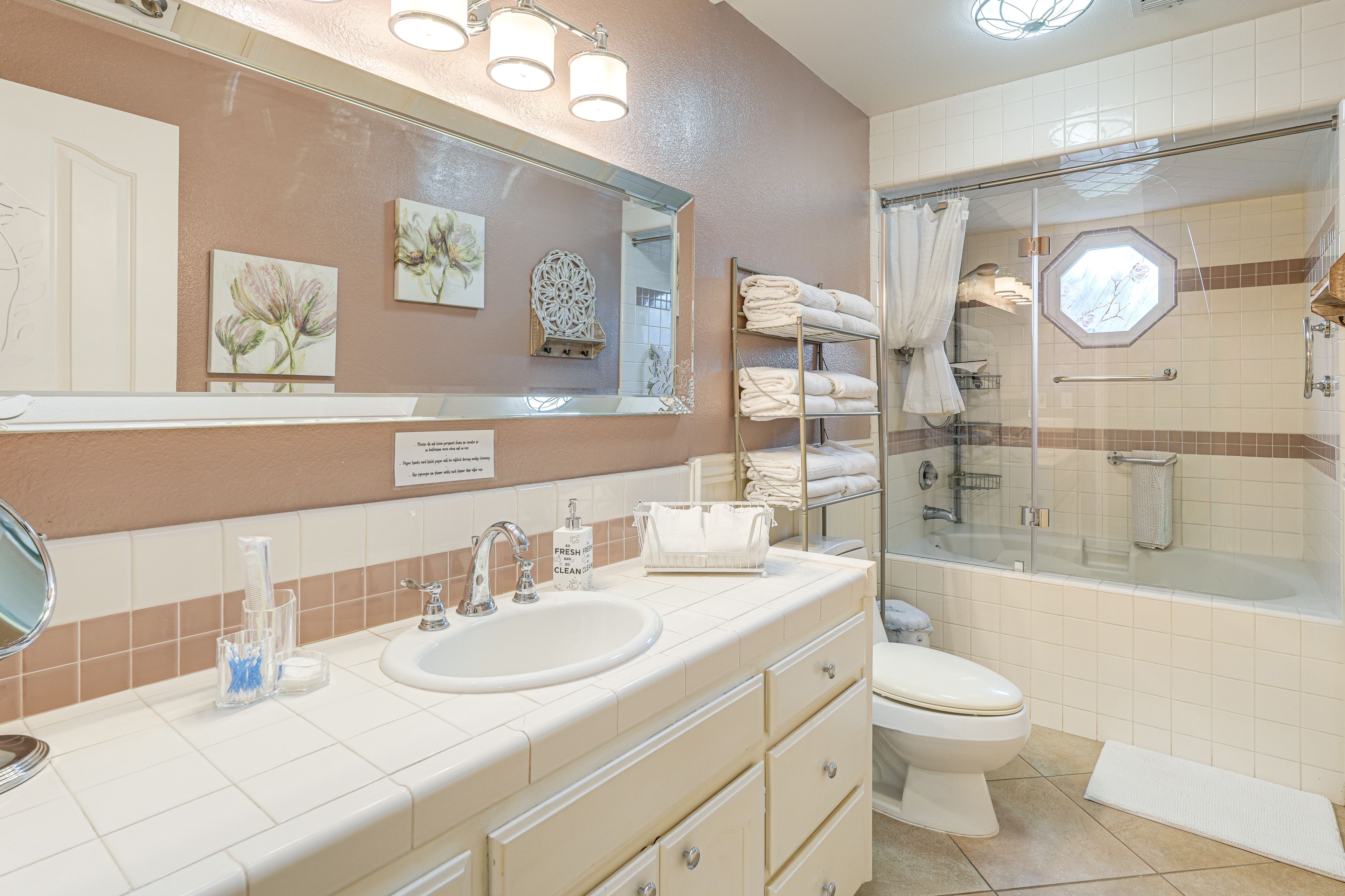 Full Bath | Towels | Hair Dryer