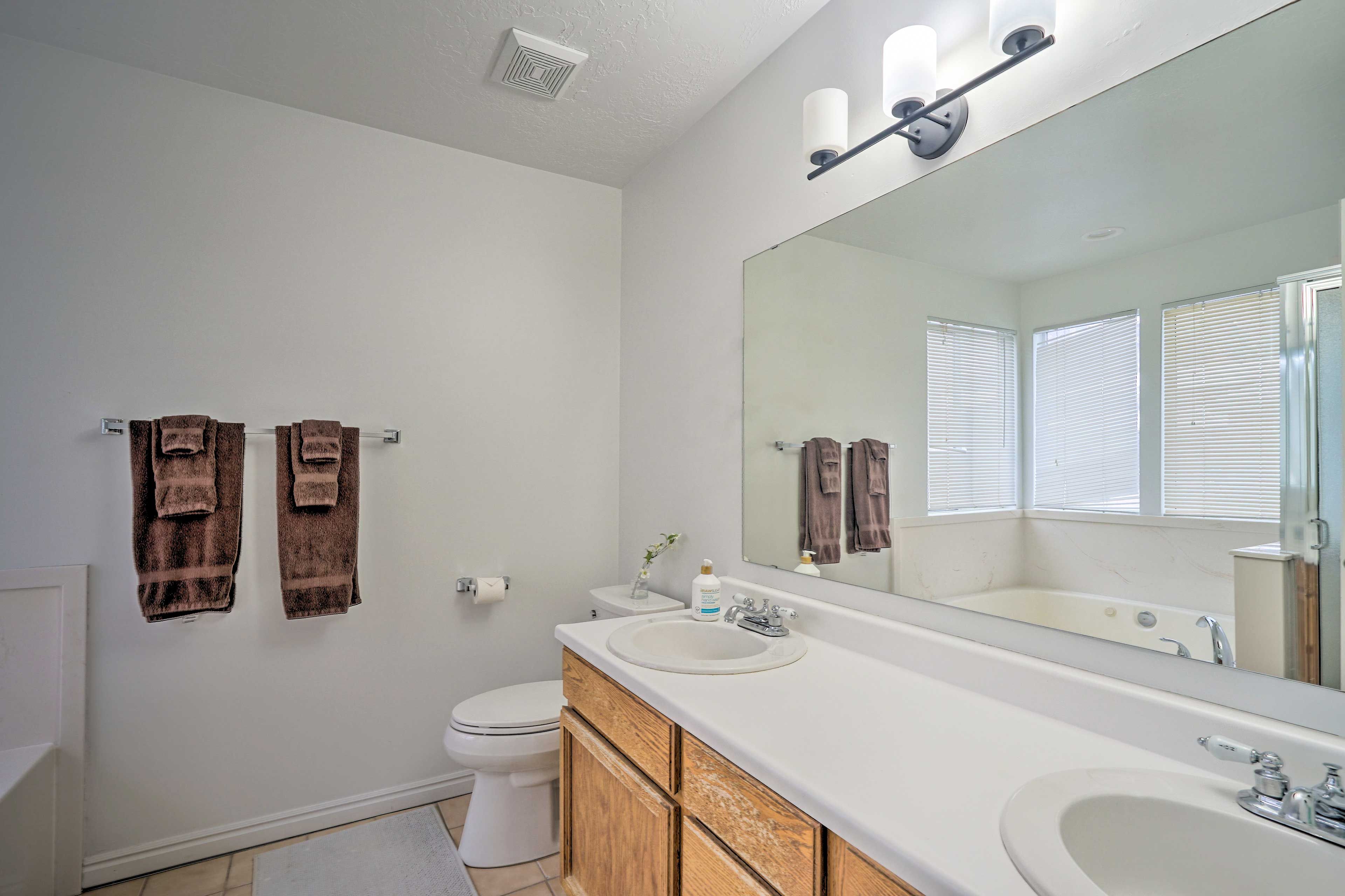 En-Suite Bathroom | Jetted Tub