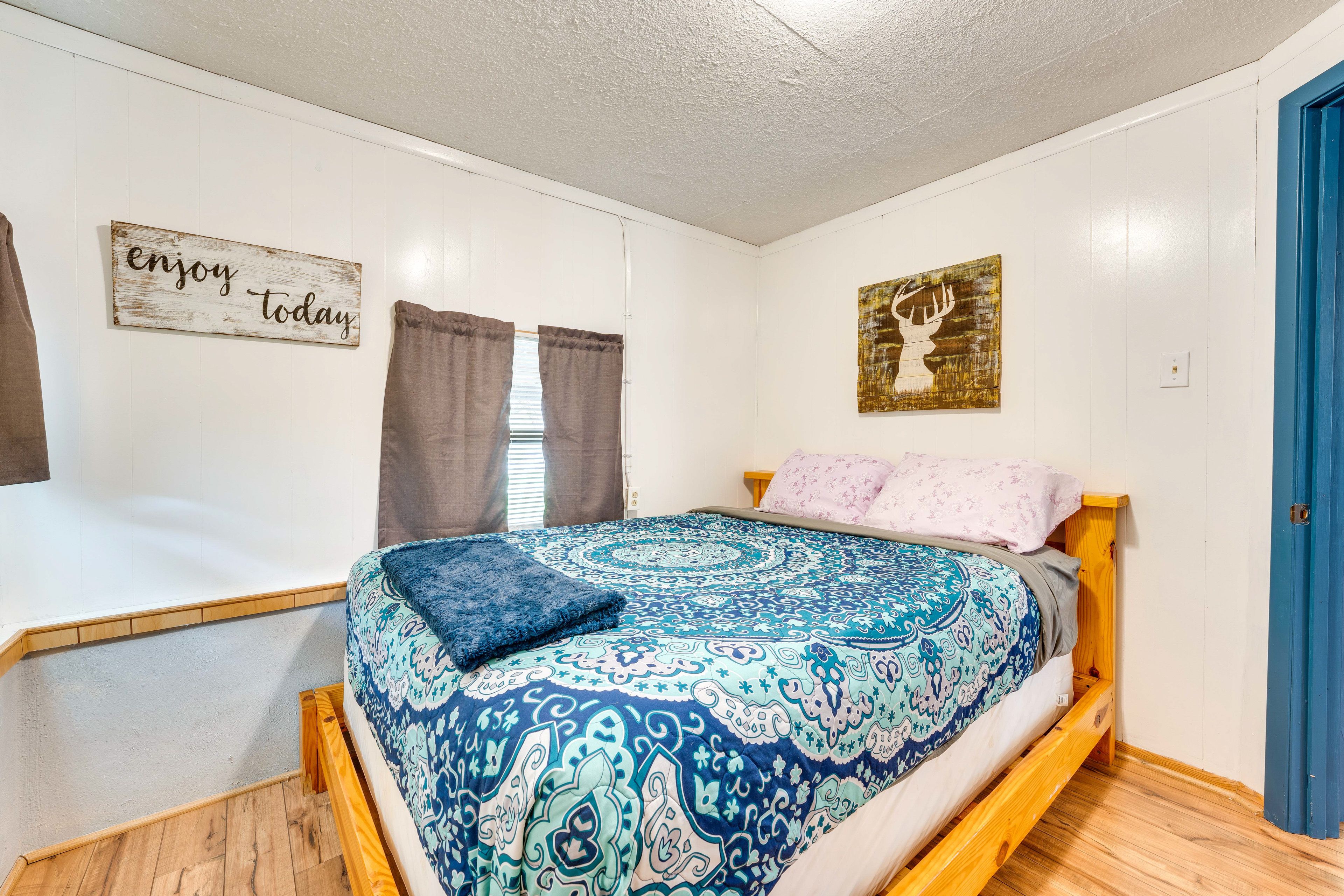 Bedroom 1 | Full Bed