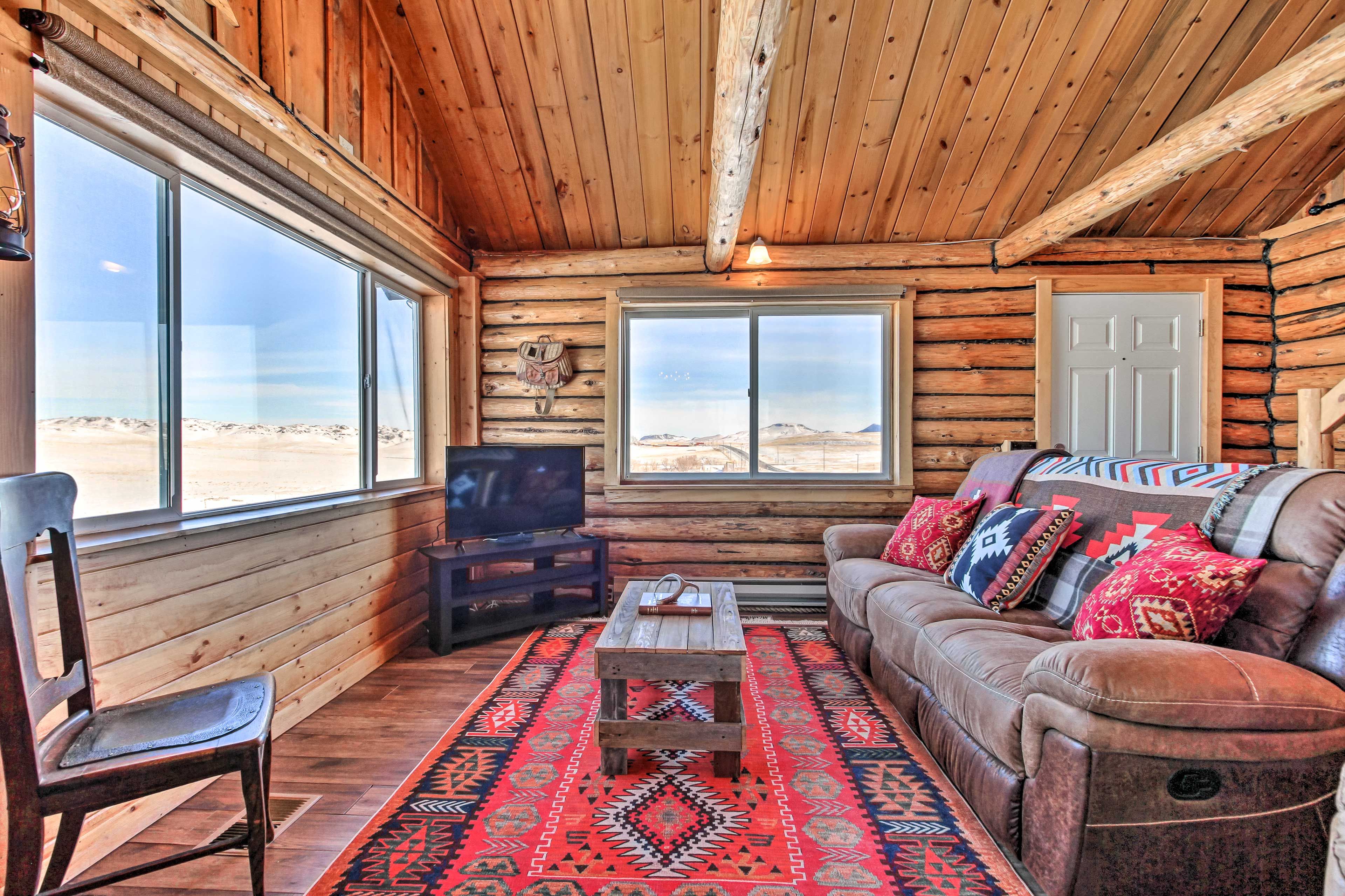 Living Room | Great Views