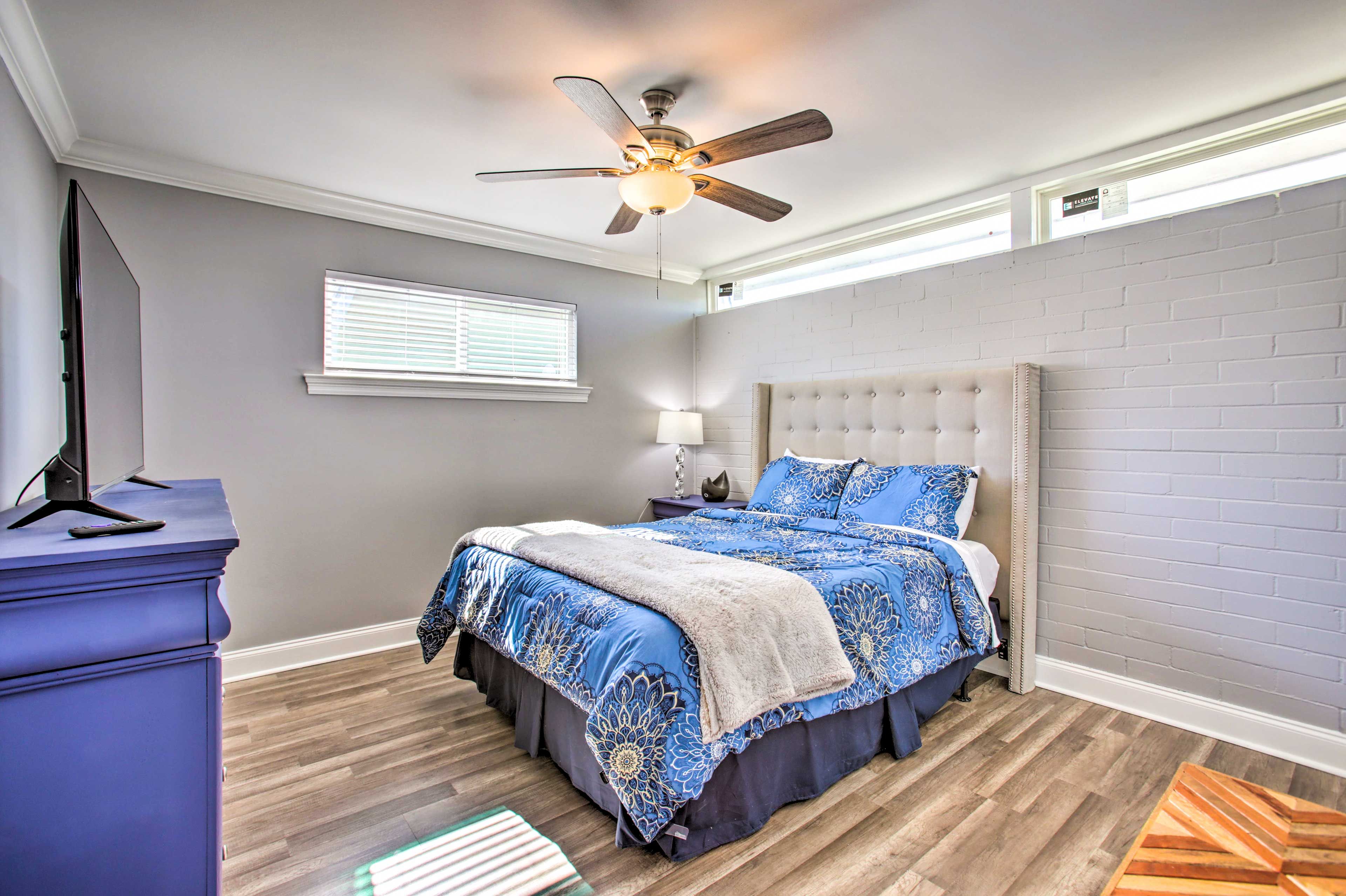 Bedroom 3 | Queen Bed