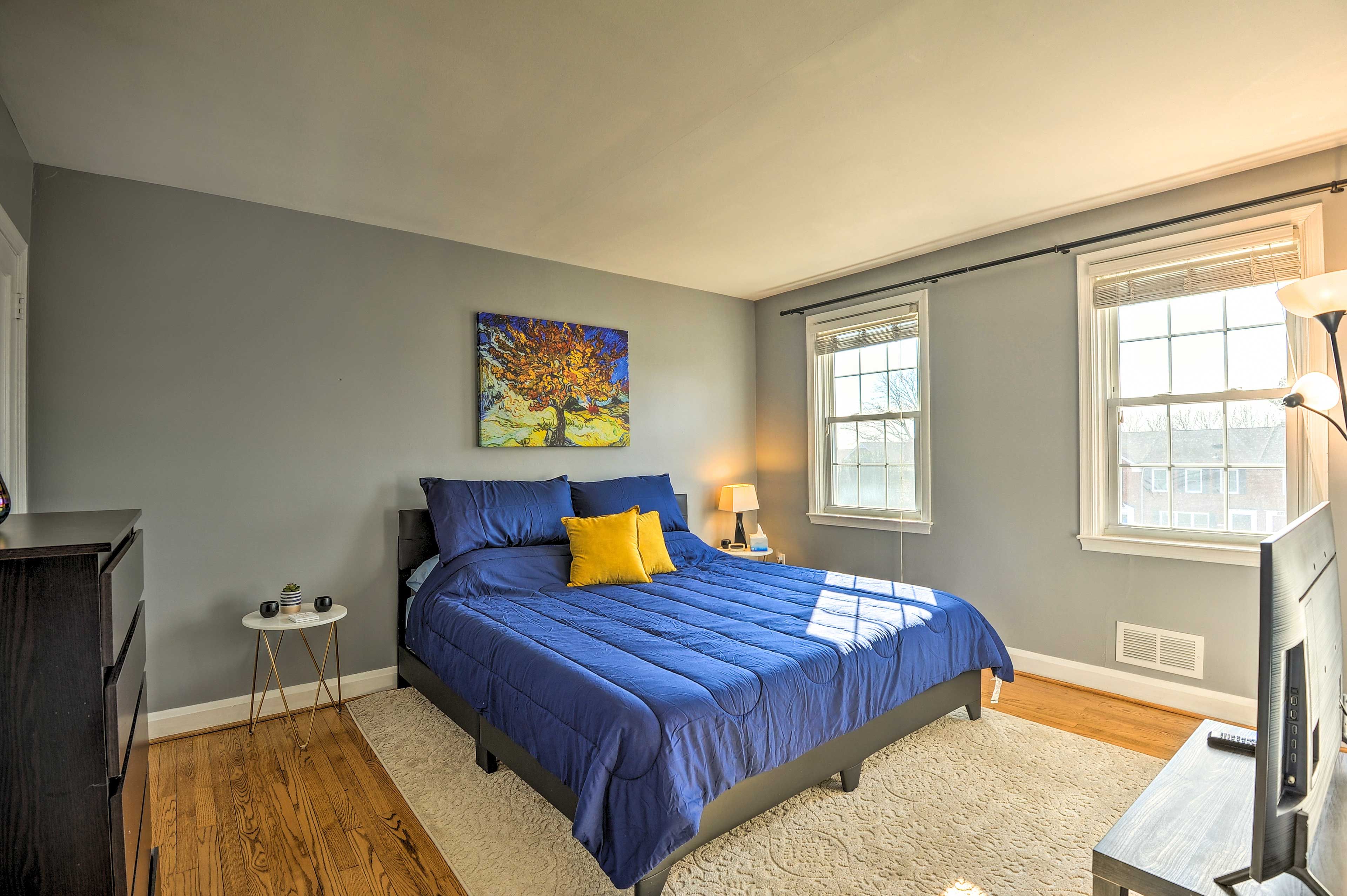 Bedroom 1 | 2nd Floor | King Bed