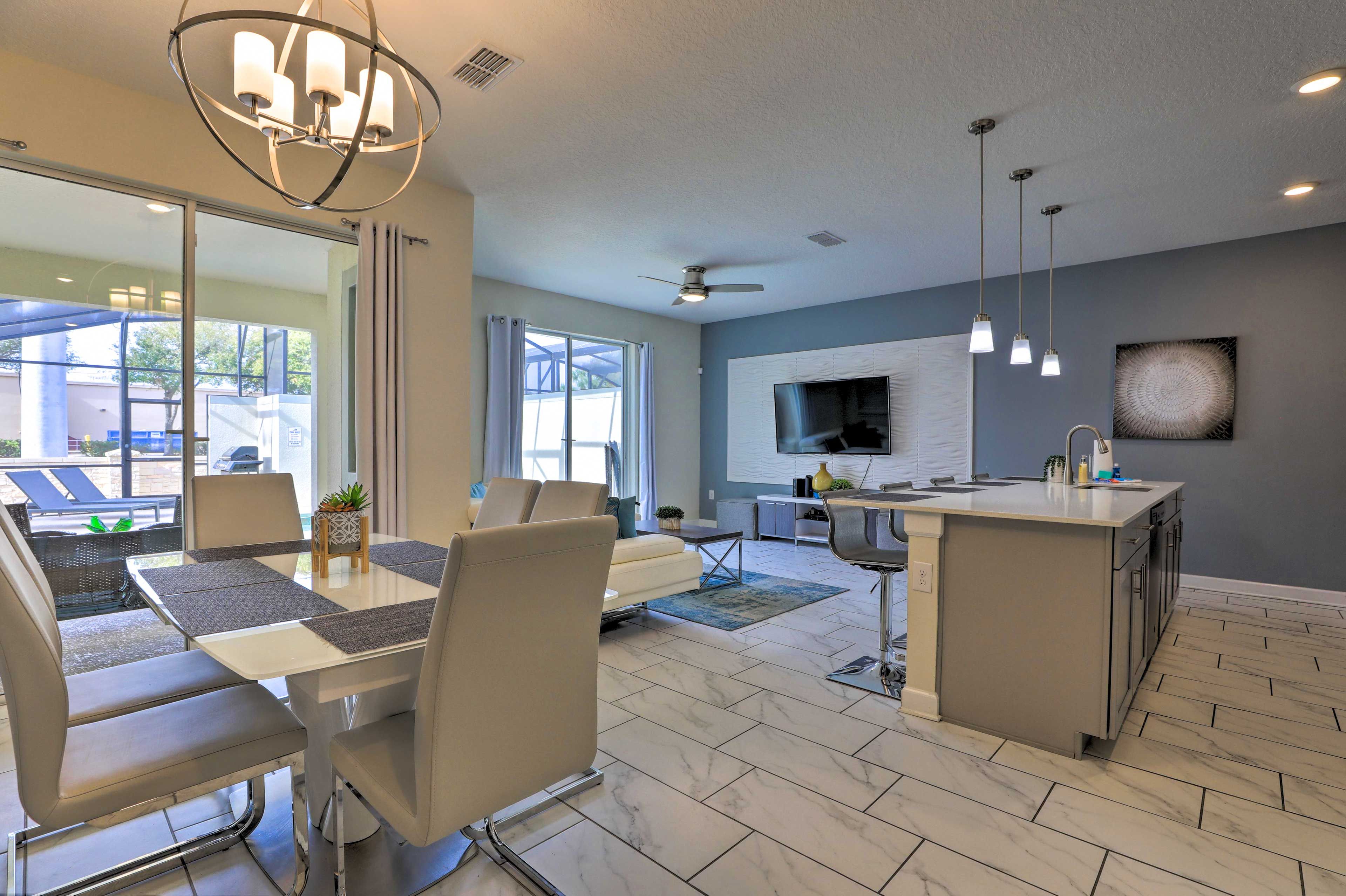 Dining Area | Dishware & Flatware