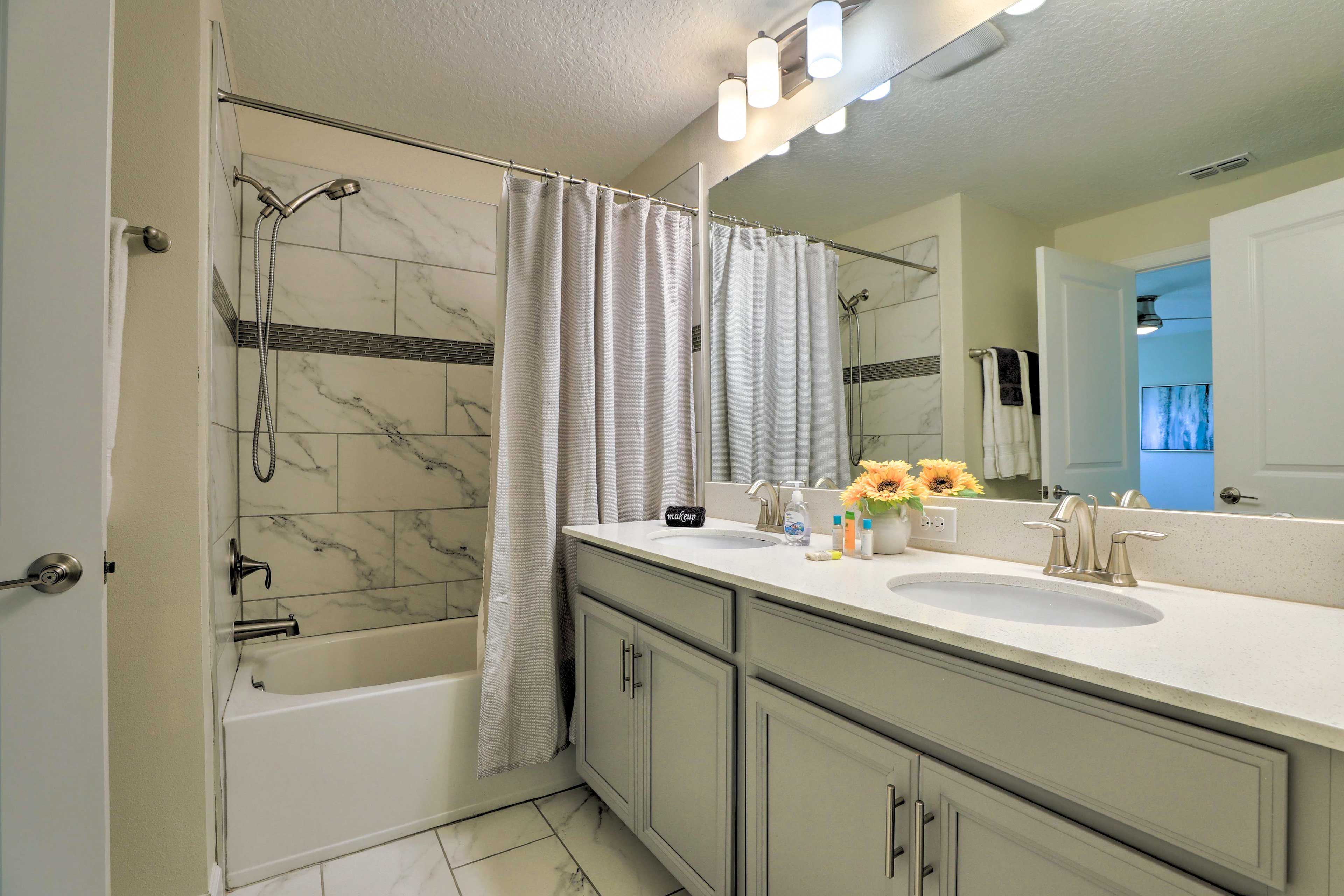 En-Suite Bathroom