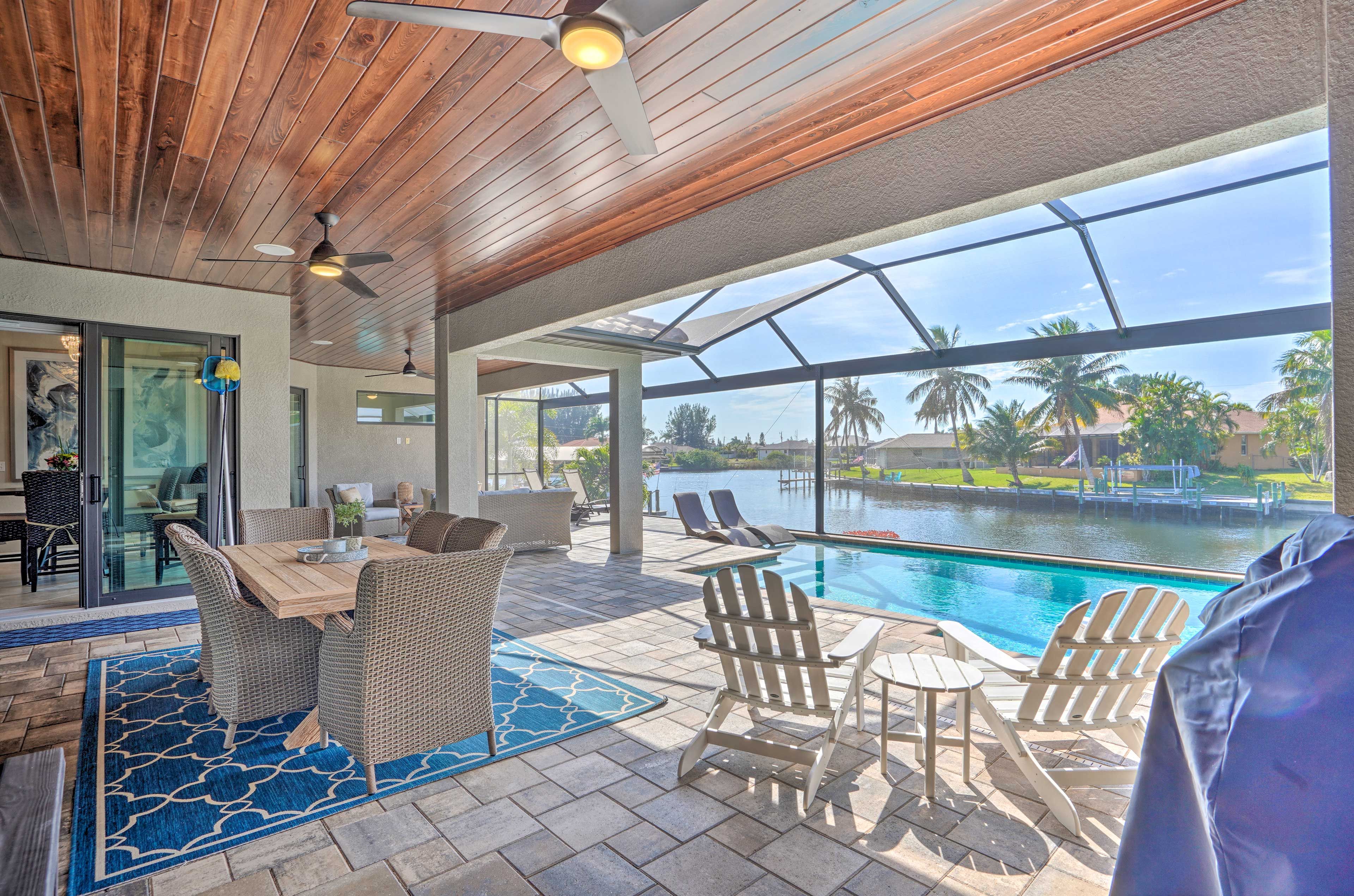 Covered Patio | Gas Grill