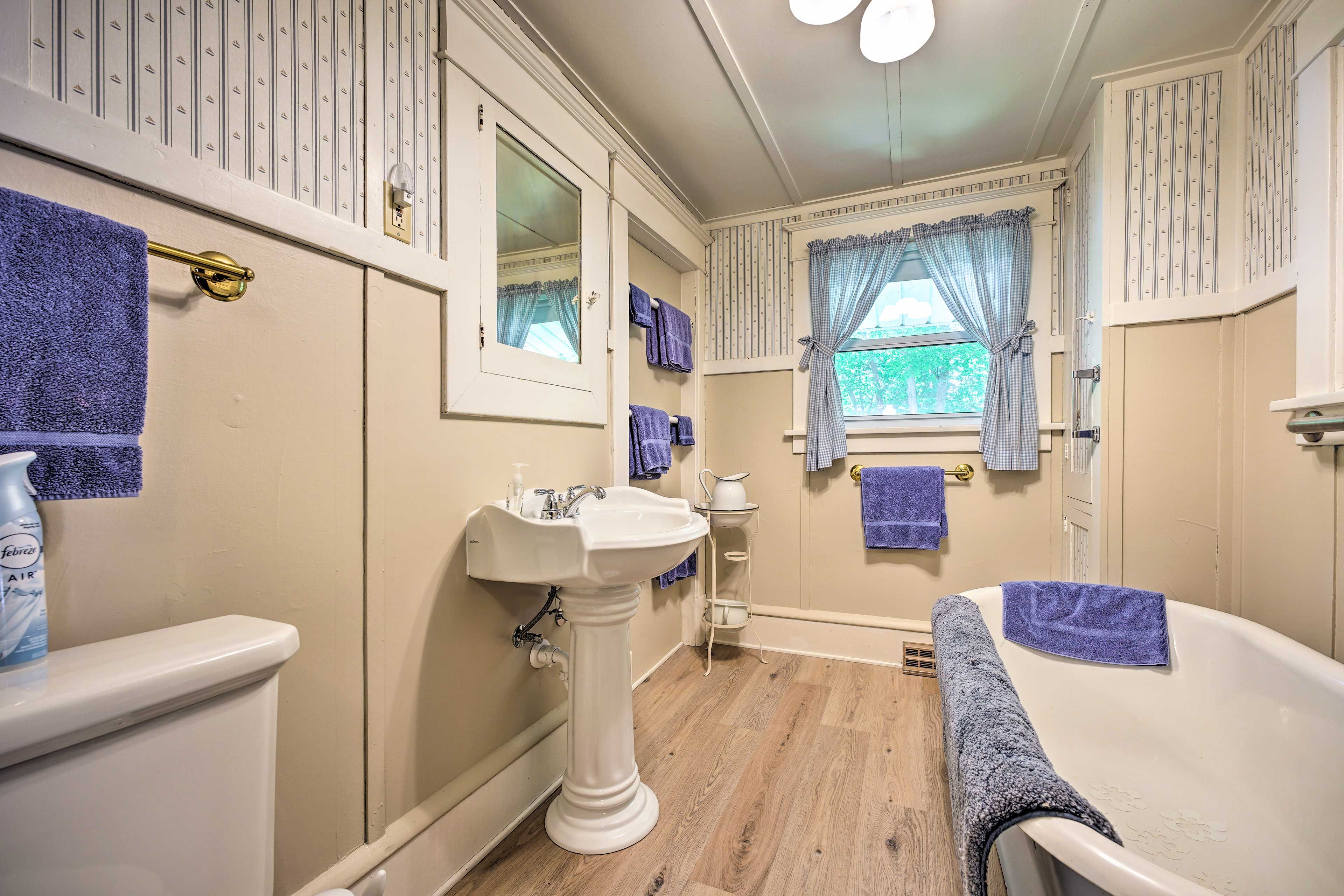 Bathroom | 3rd Level