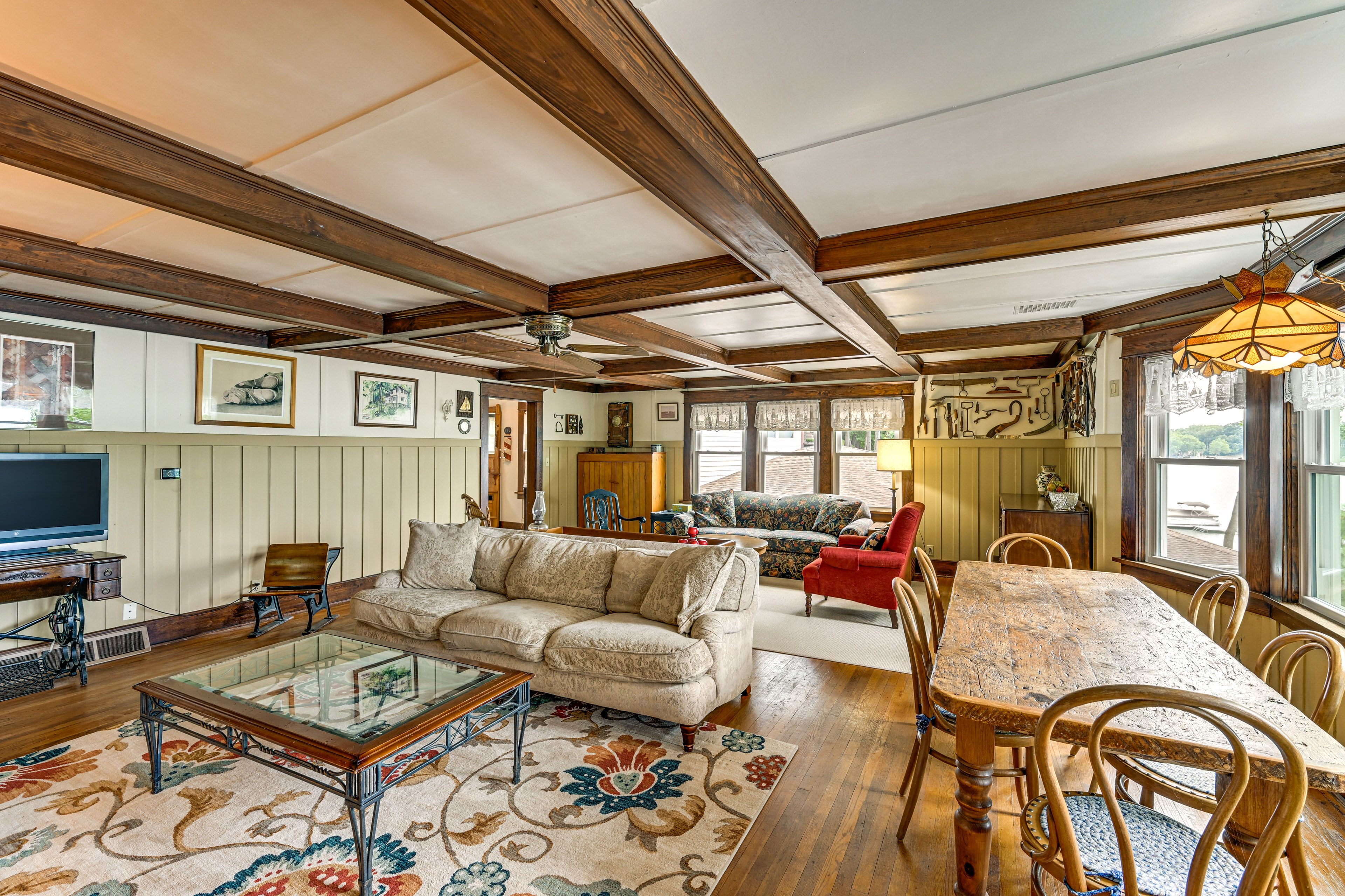 Living Room 2 | Smart TV | Fireplace | Sleeper Sofa | 2nd Level