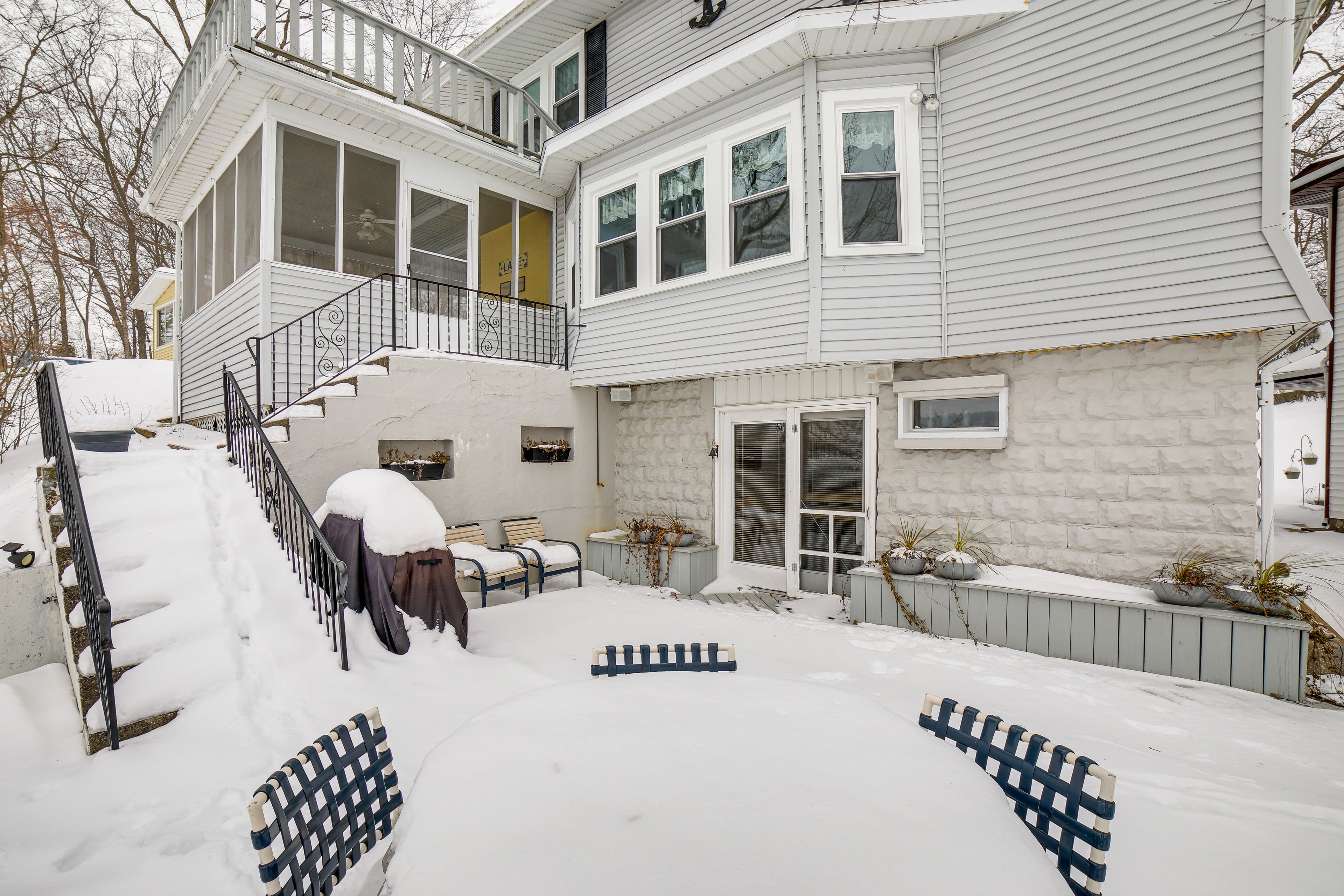 Exterior | Patio in Winter | Lake Views
