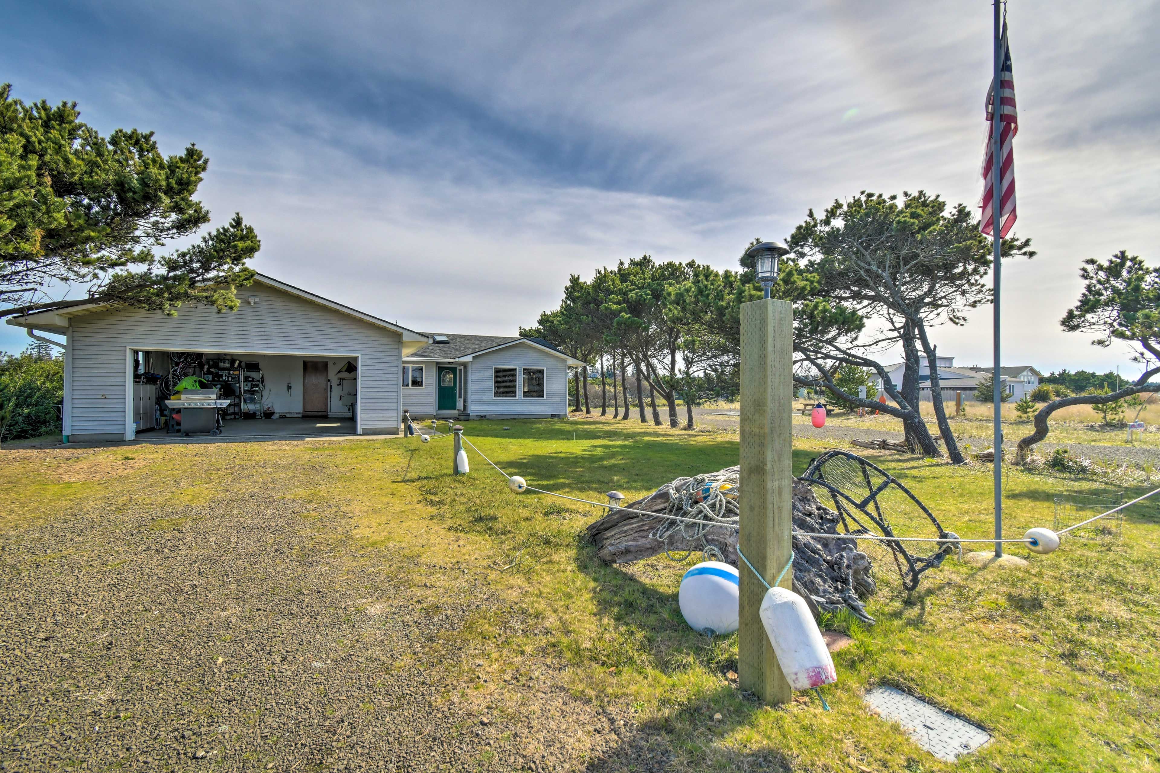 Parking | Garage (1 Vehicle) | Driveway (2 Vehicles)