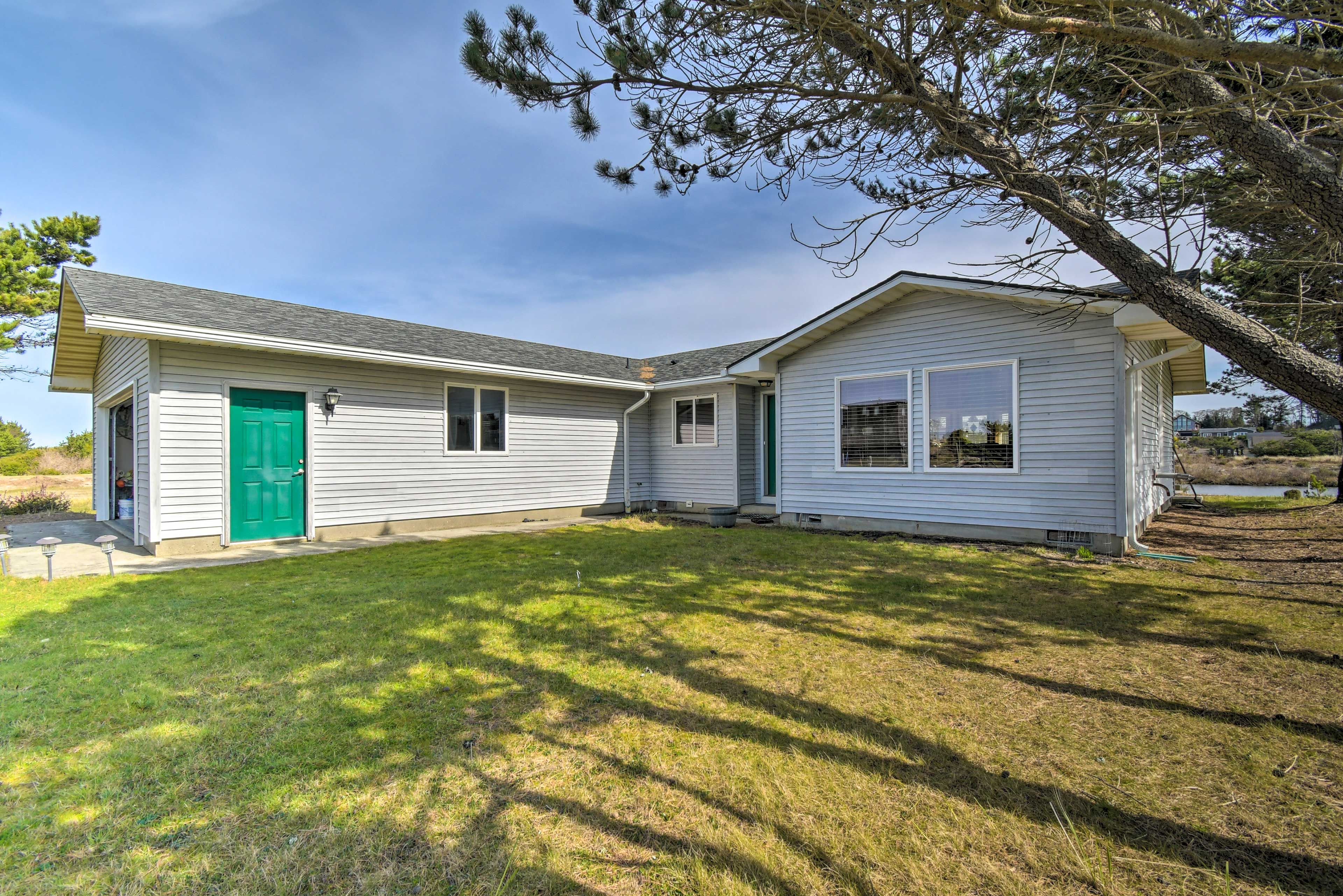 House Exterior | Keyless Entry