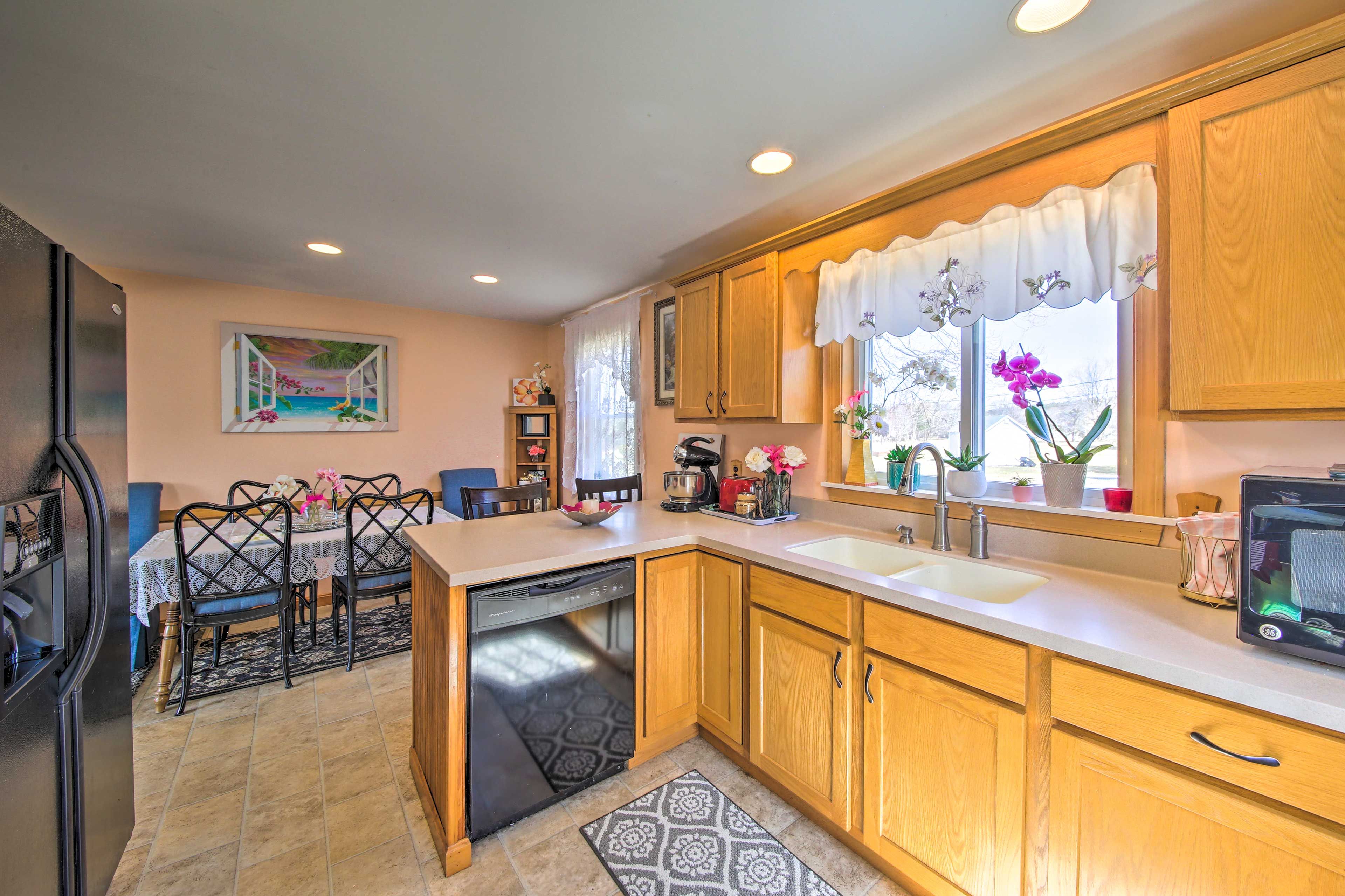 Kitchen | Drip Coffee Maker | Crockpot