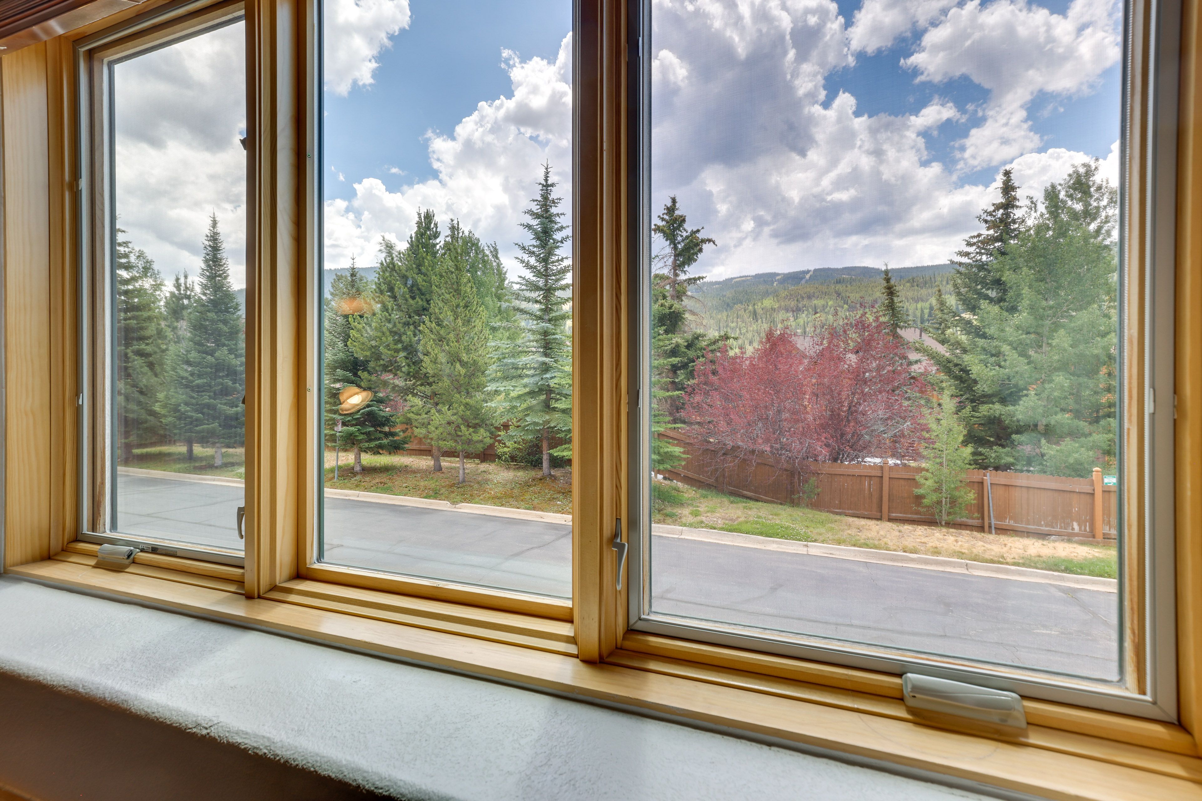 Slope Views | Walk to Chair Lift