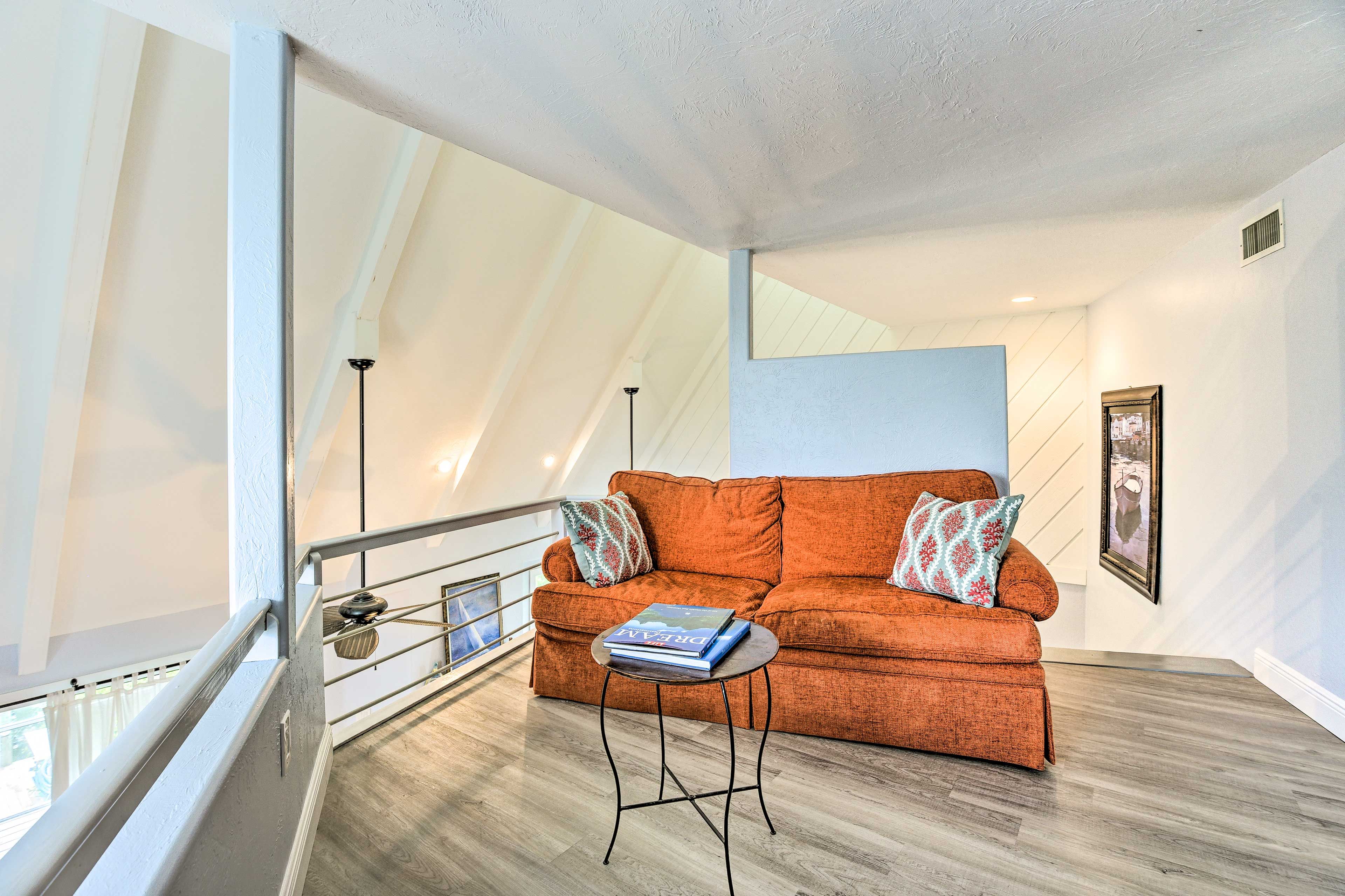 Loft | Sleeper Sofa