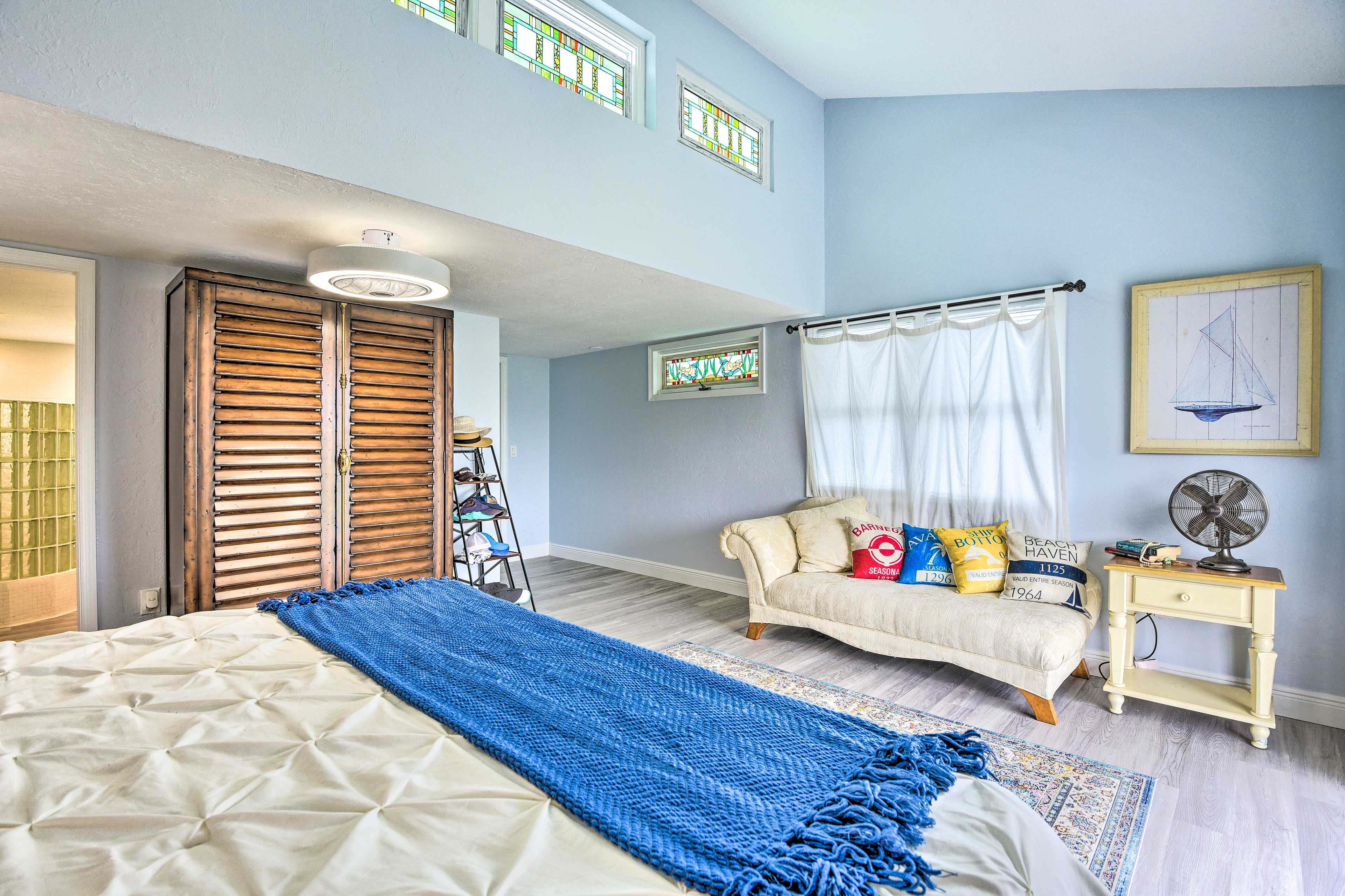 Bedroom 1 | Linens Provided