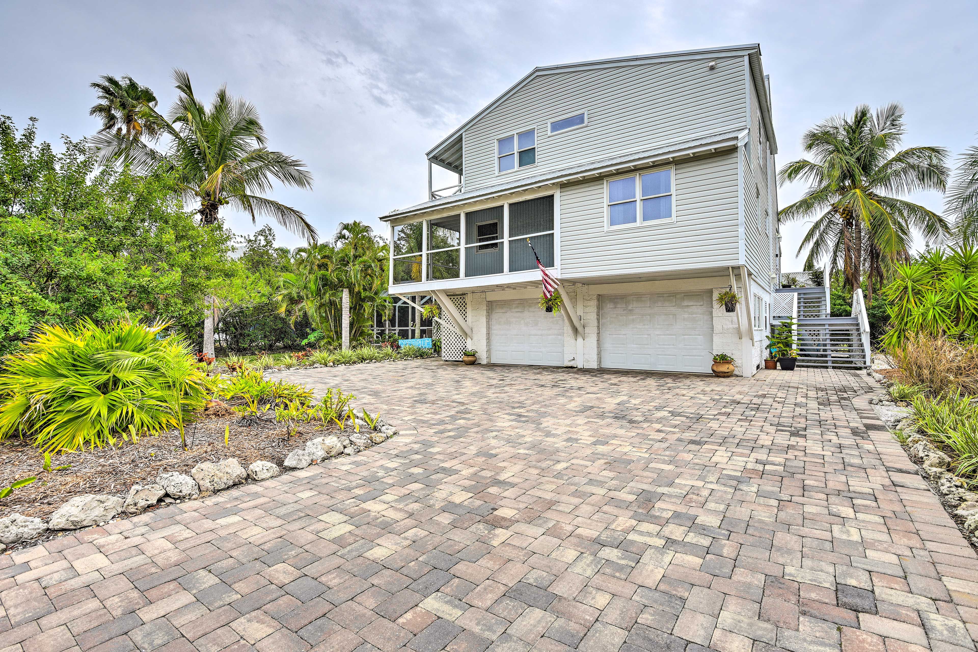 Cottage Exterior | 3 Floors