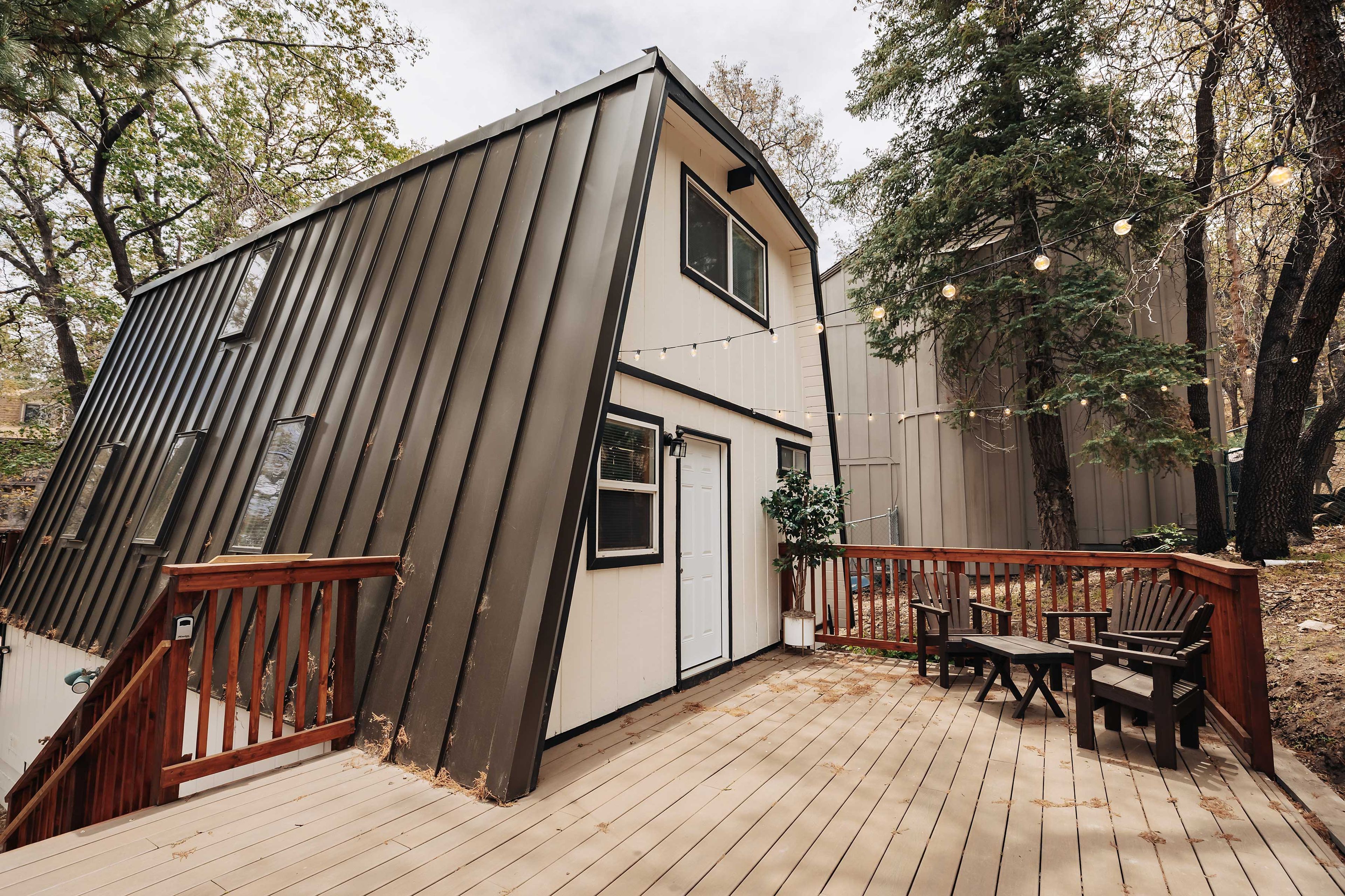 Cabin Exterior | 2 Stories