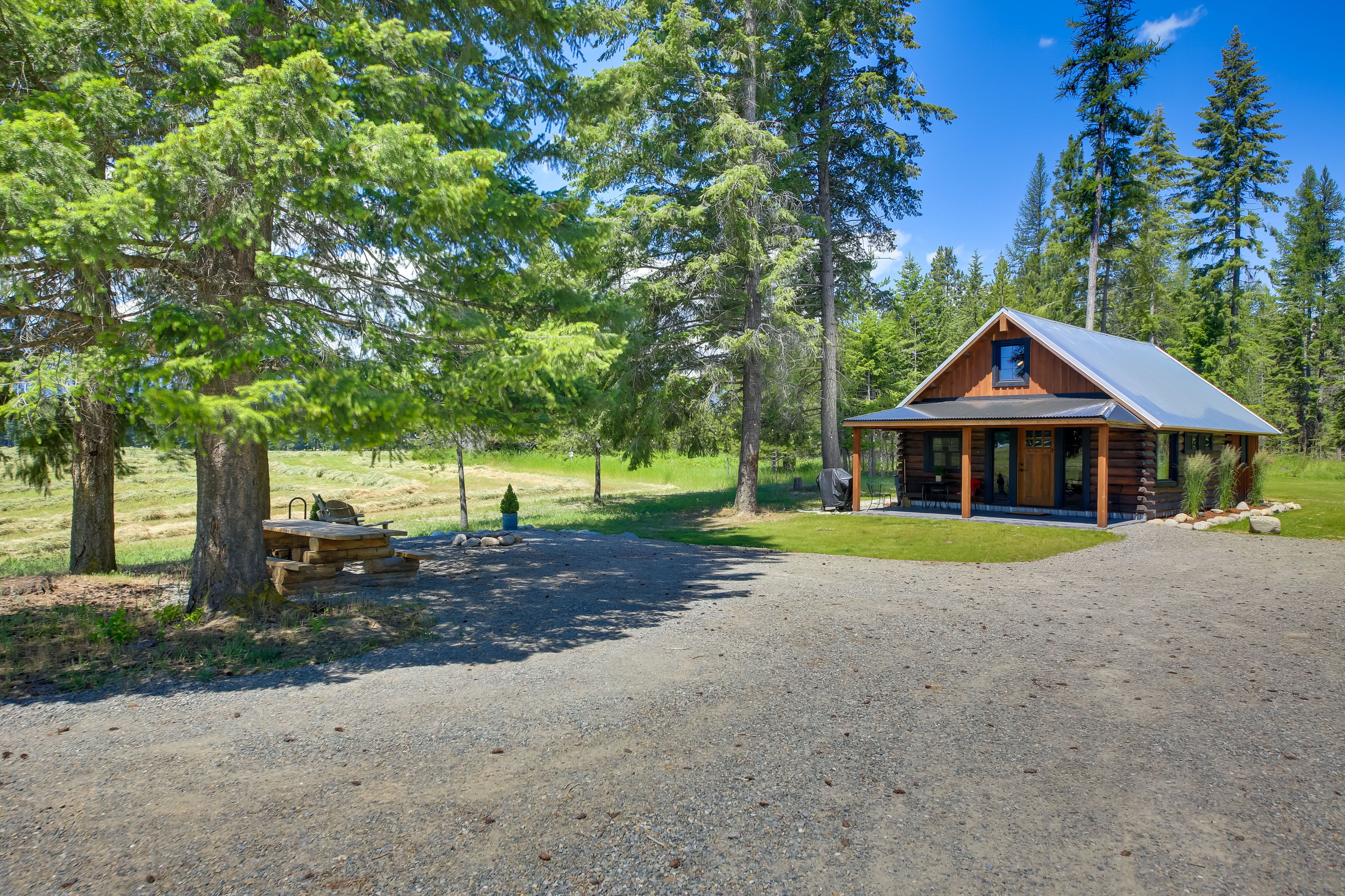 Parking | Driveway (3 Vehicles)