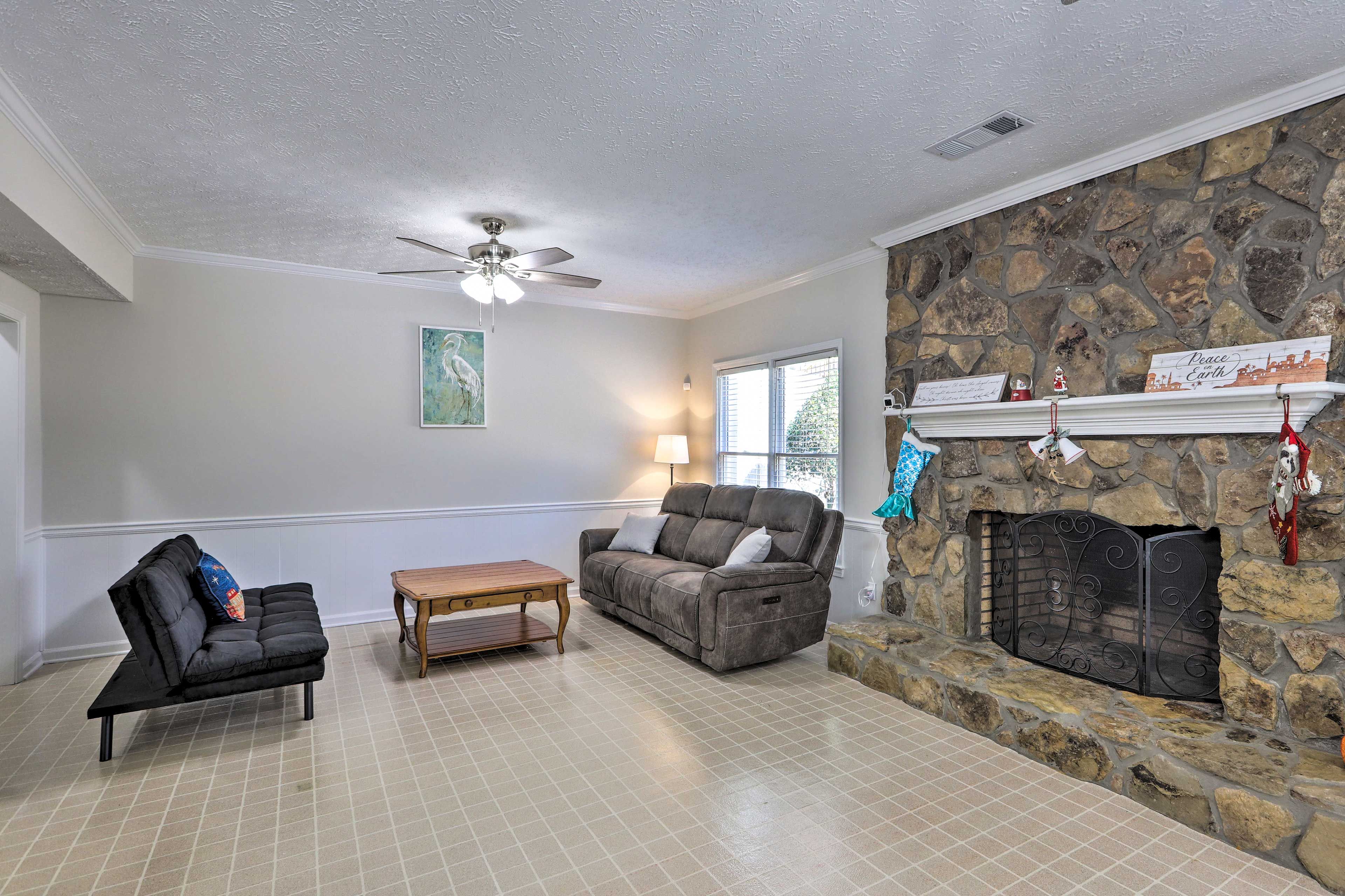 Game Room | Additional Sleeping | Futon