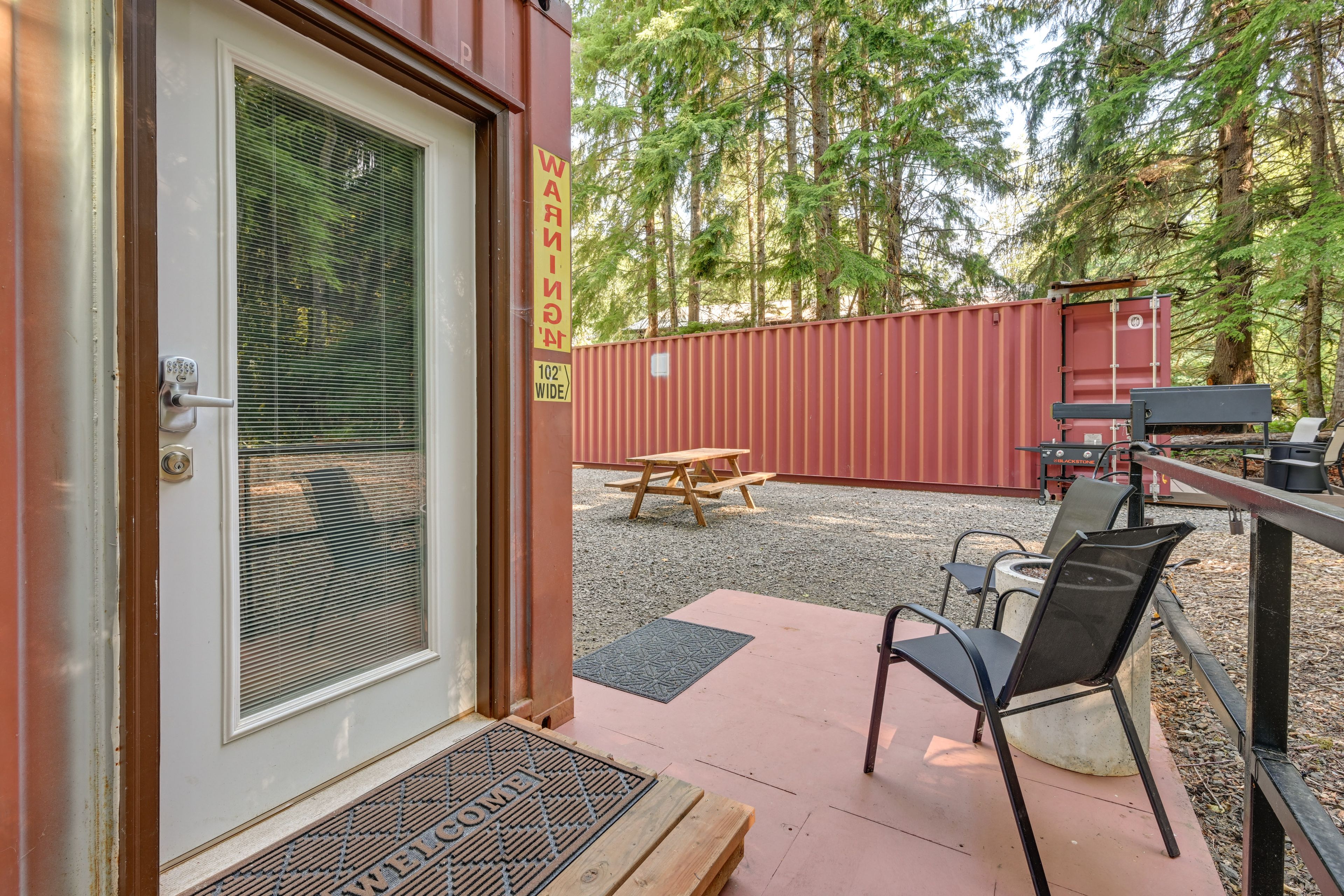 Entrance | Patio