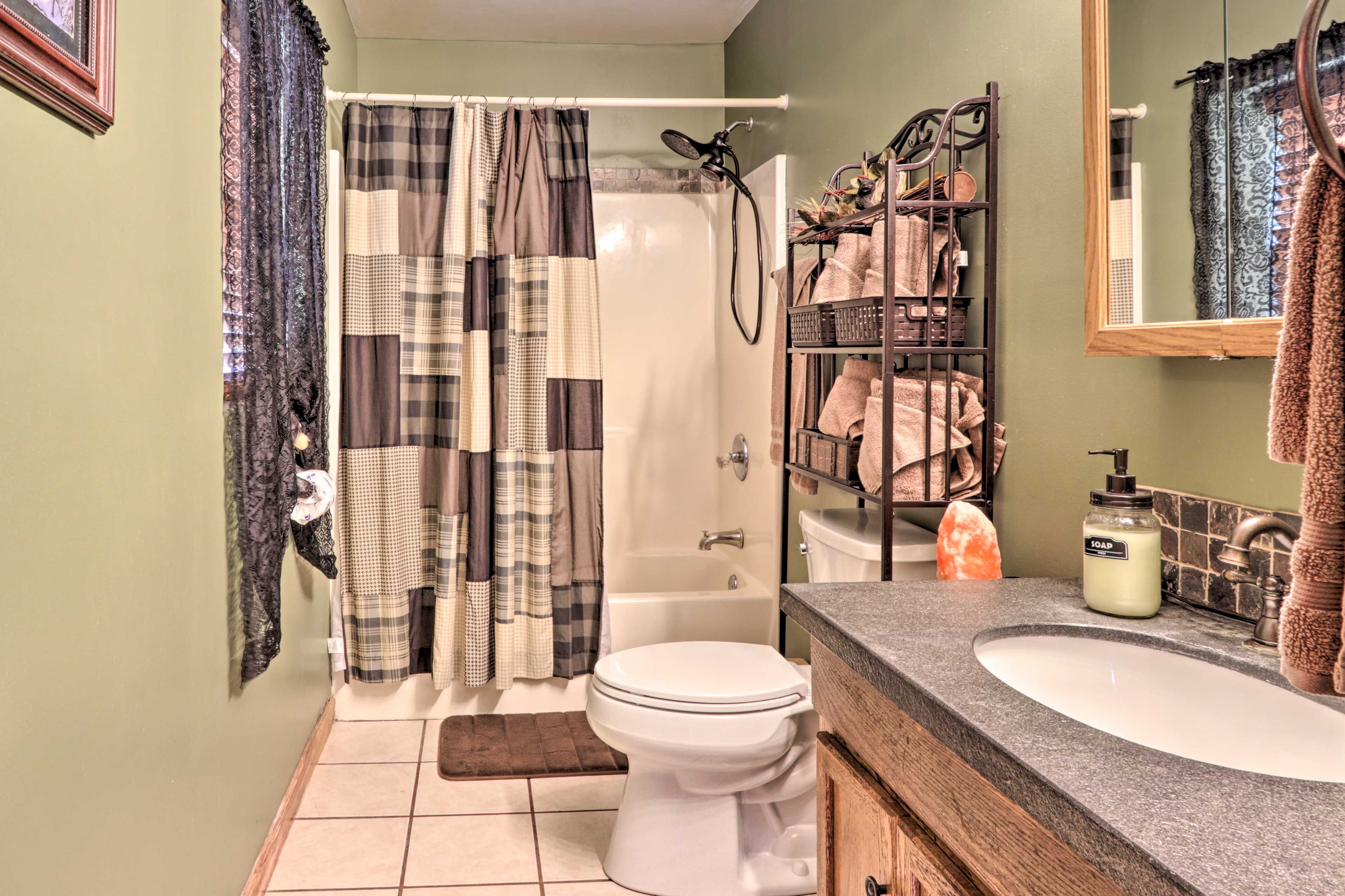Full Bathroom