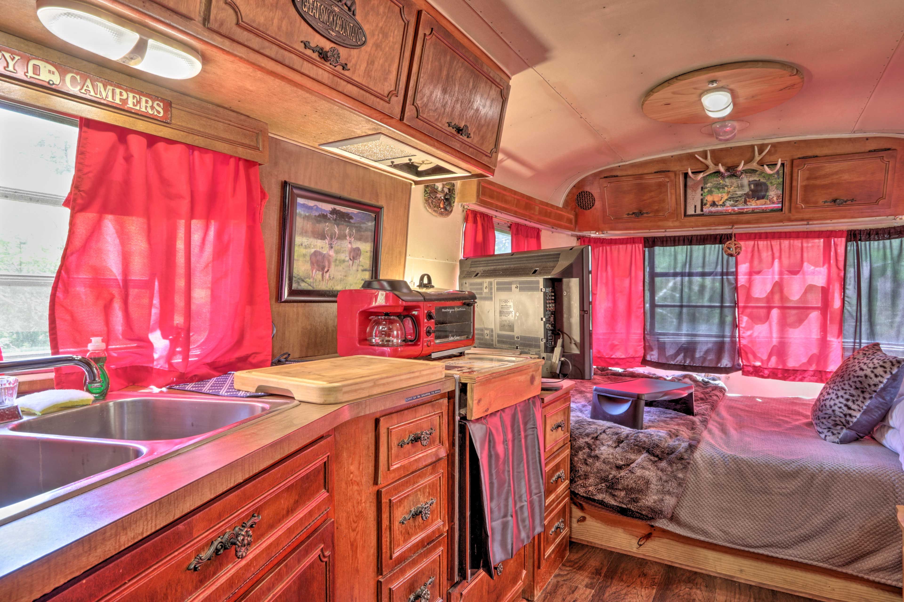 Living Area | Free WiFi