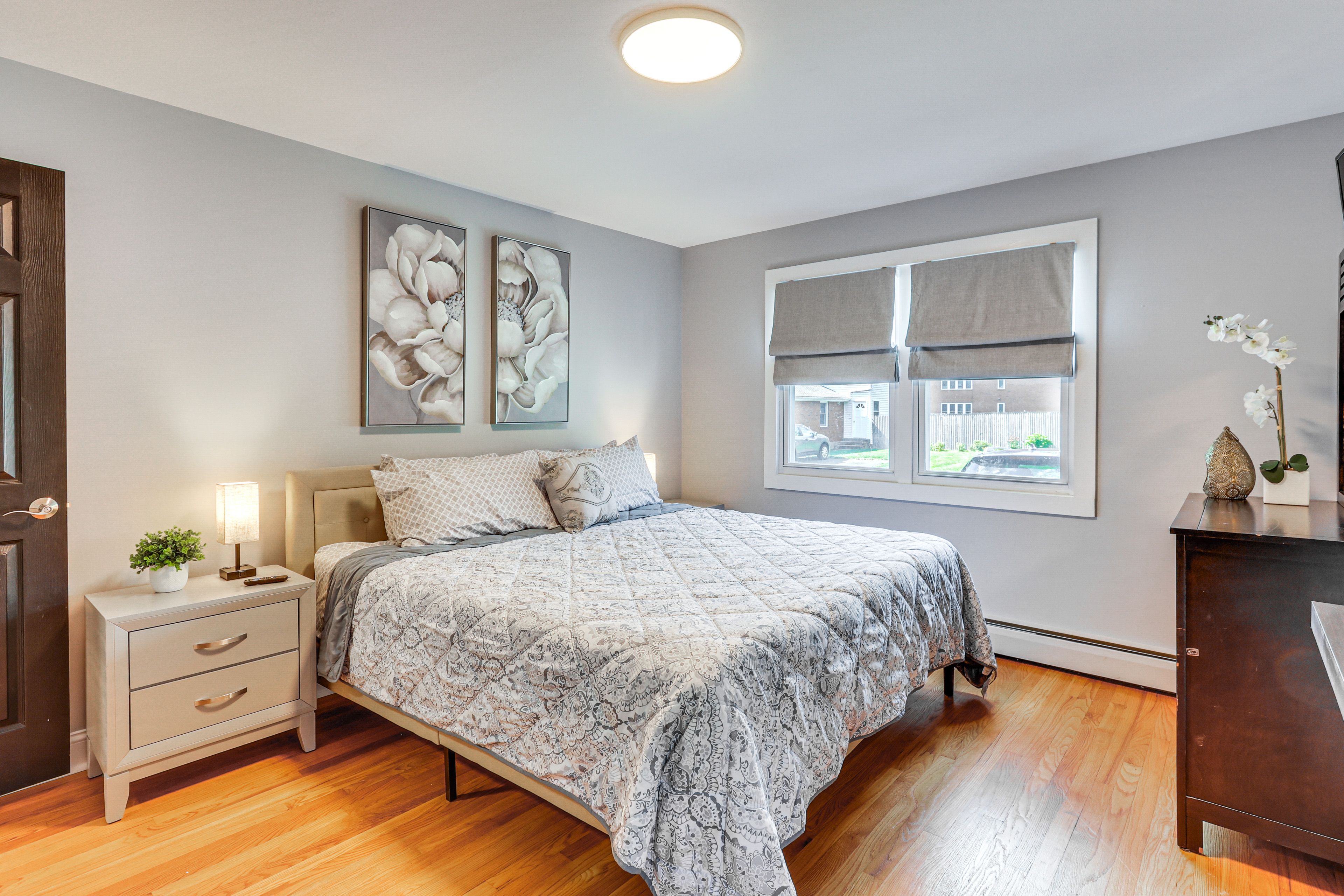 Bedroom 2 | King Bed