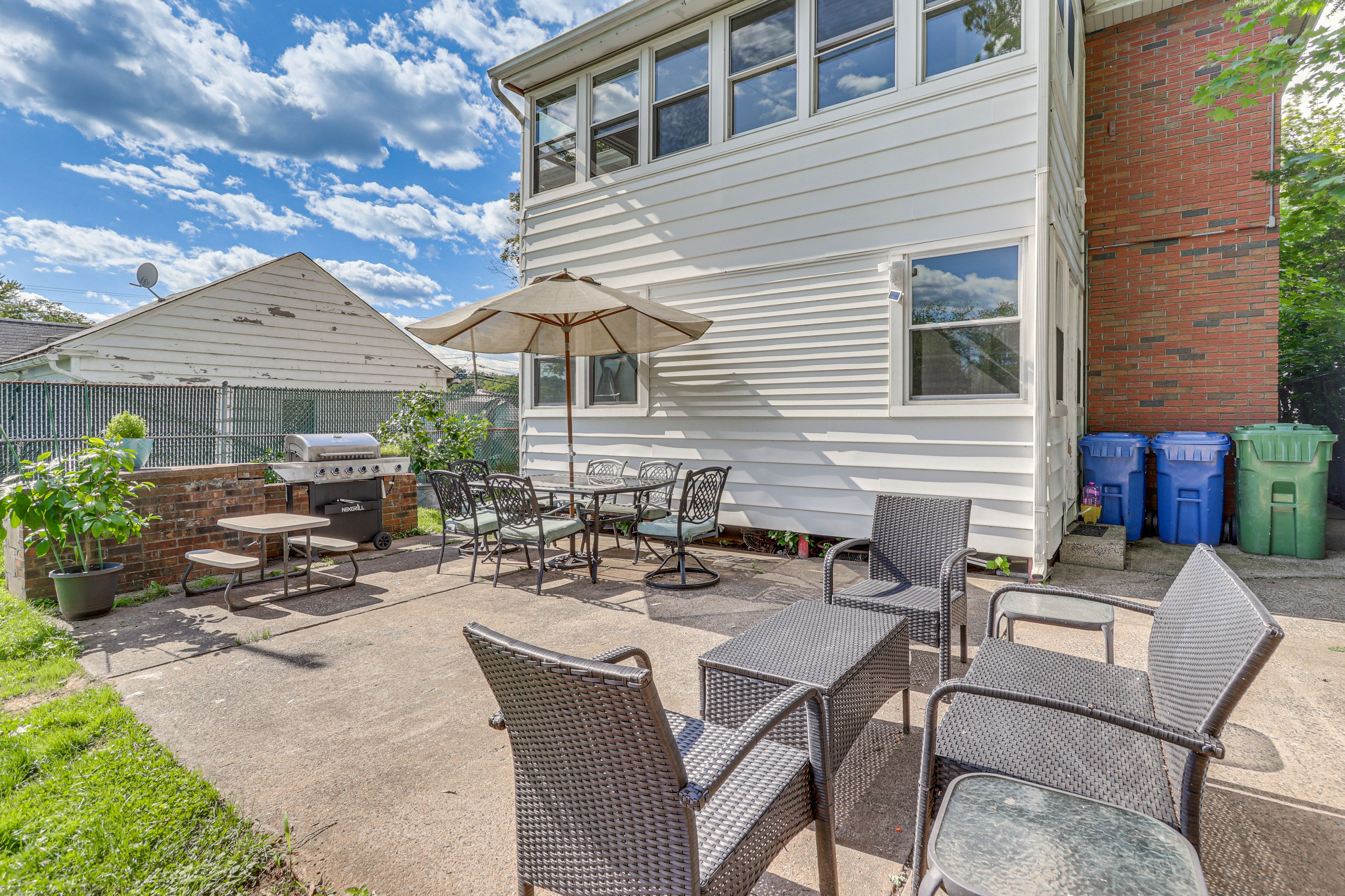 Shared Patio | Gas Grill