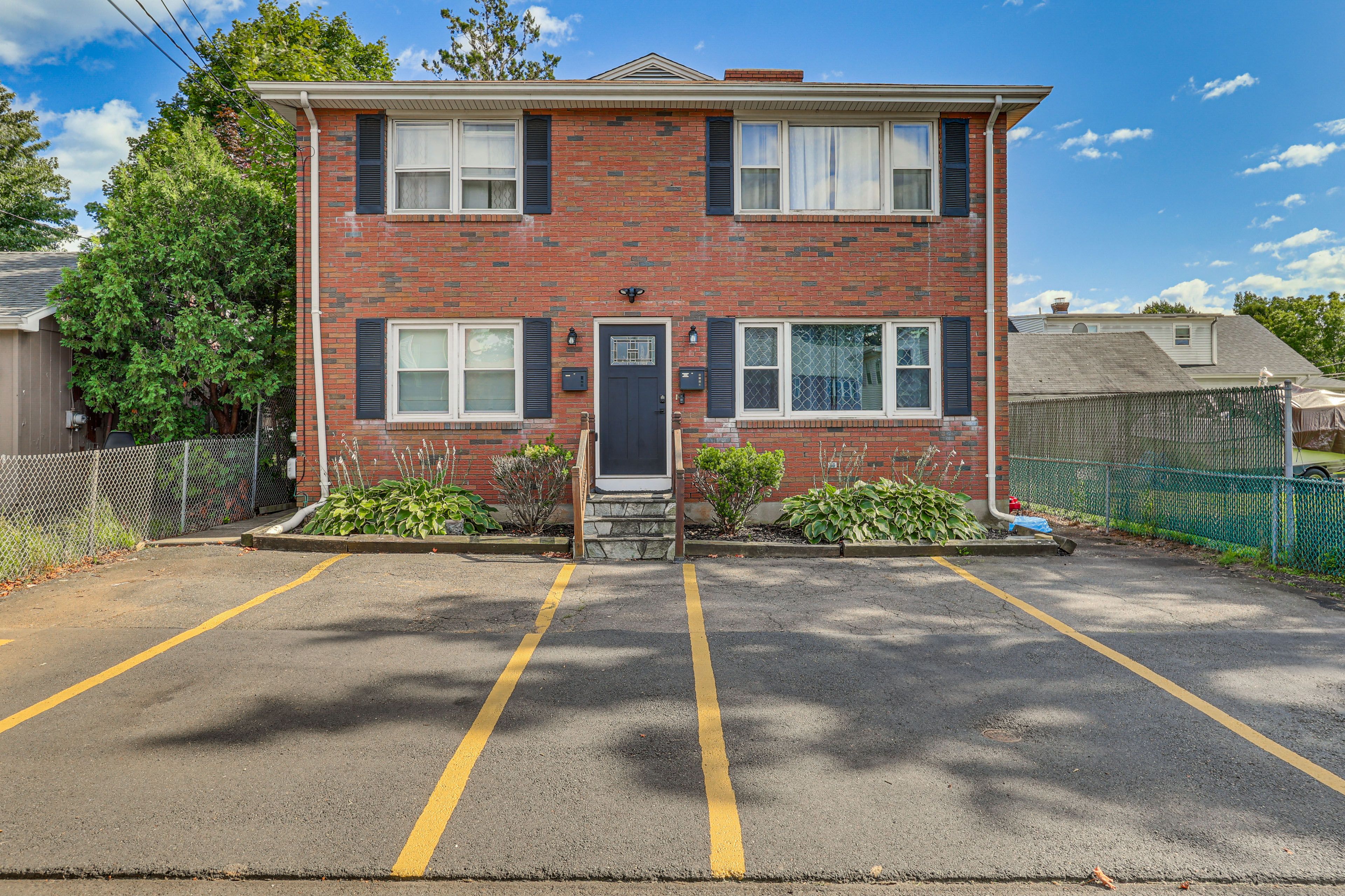 Front Entrance | 2 External Security Cameras