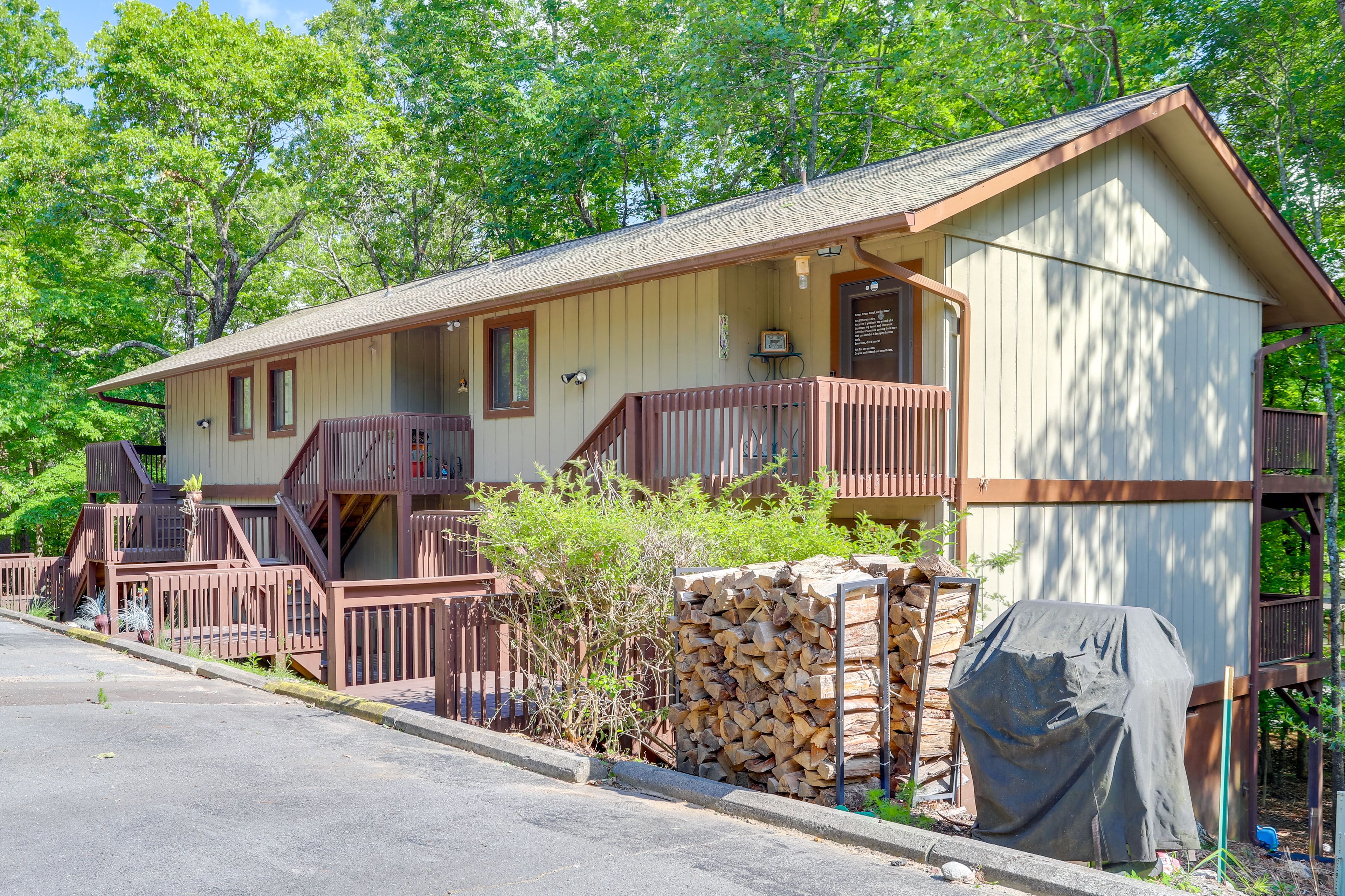 Parking | Community Lot (2 Vehicles)