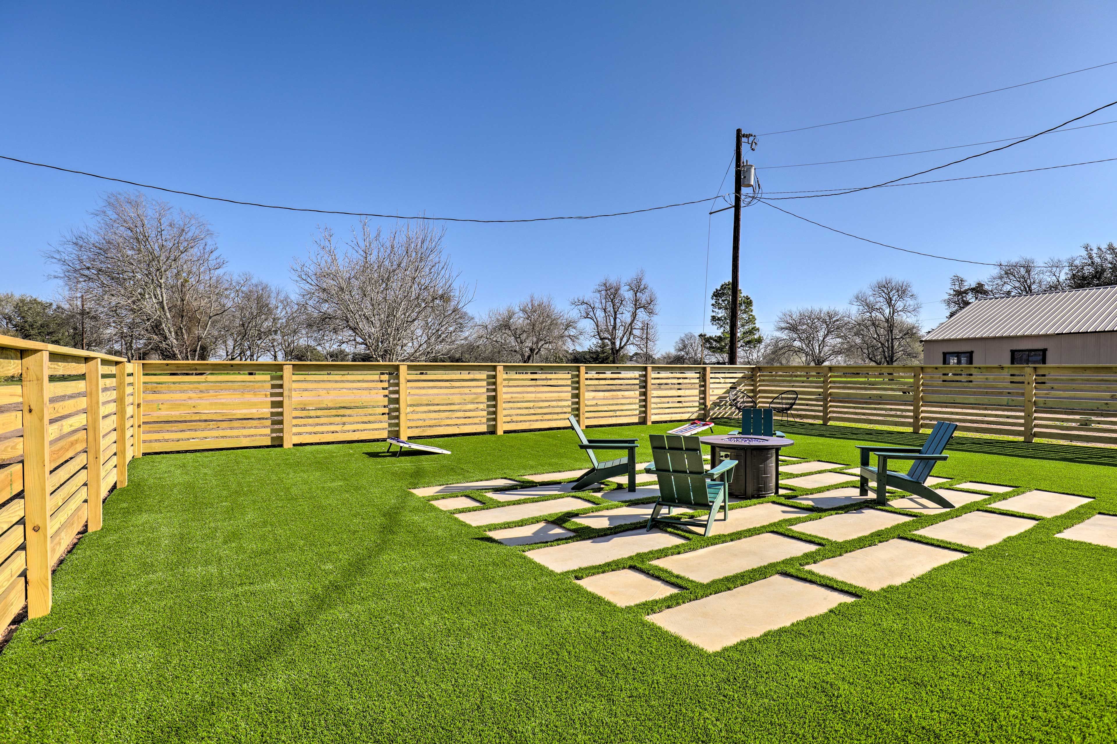 Backyard | Seating