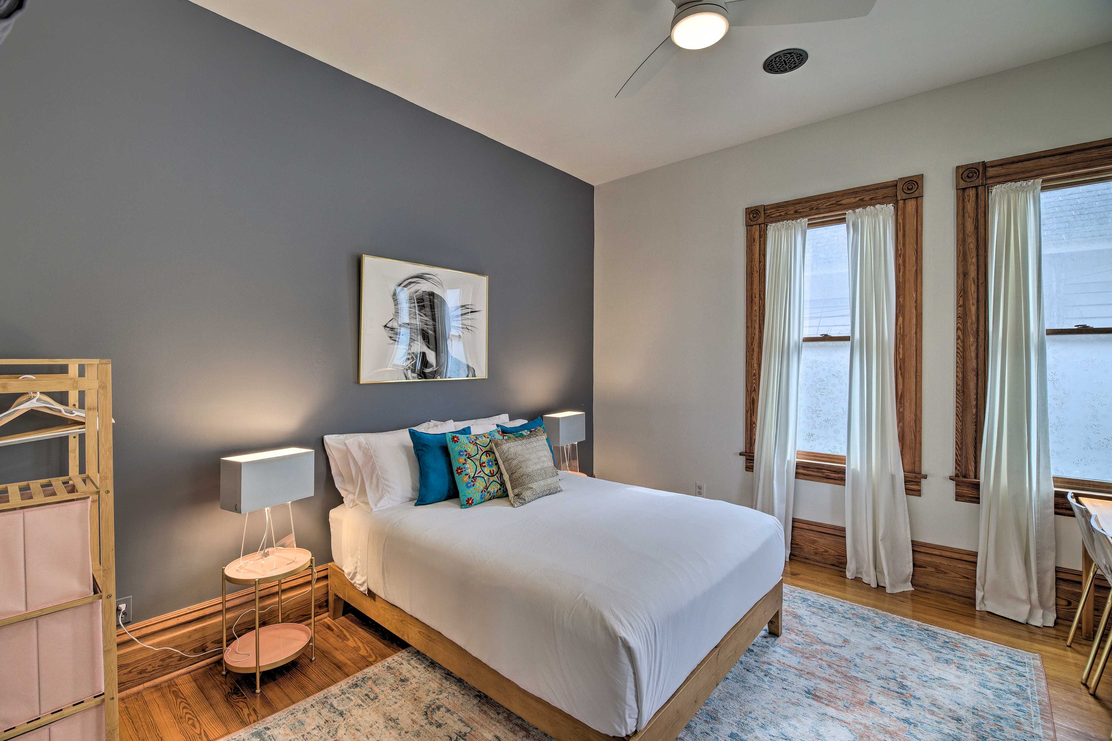 Bedroom 2 | Queen Bed