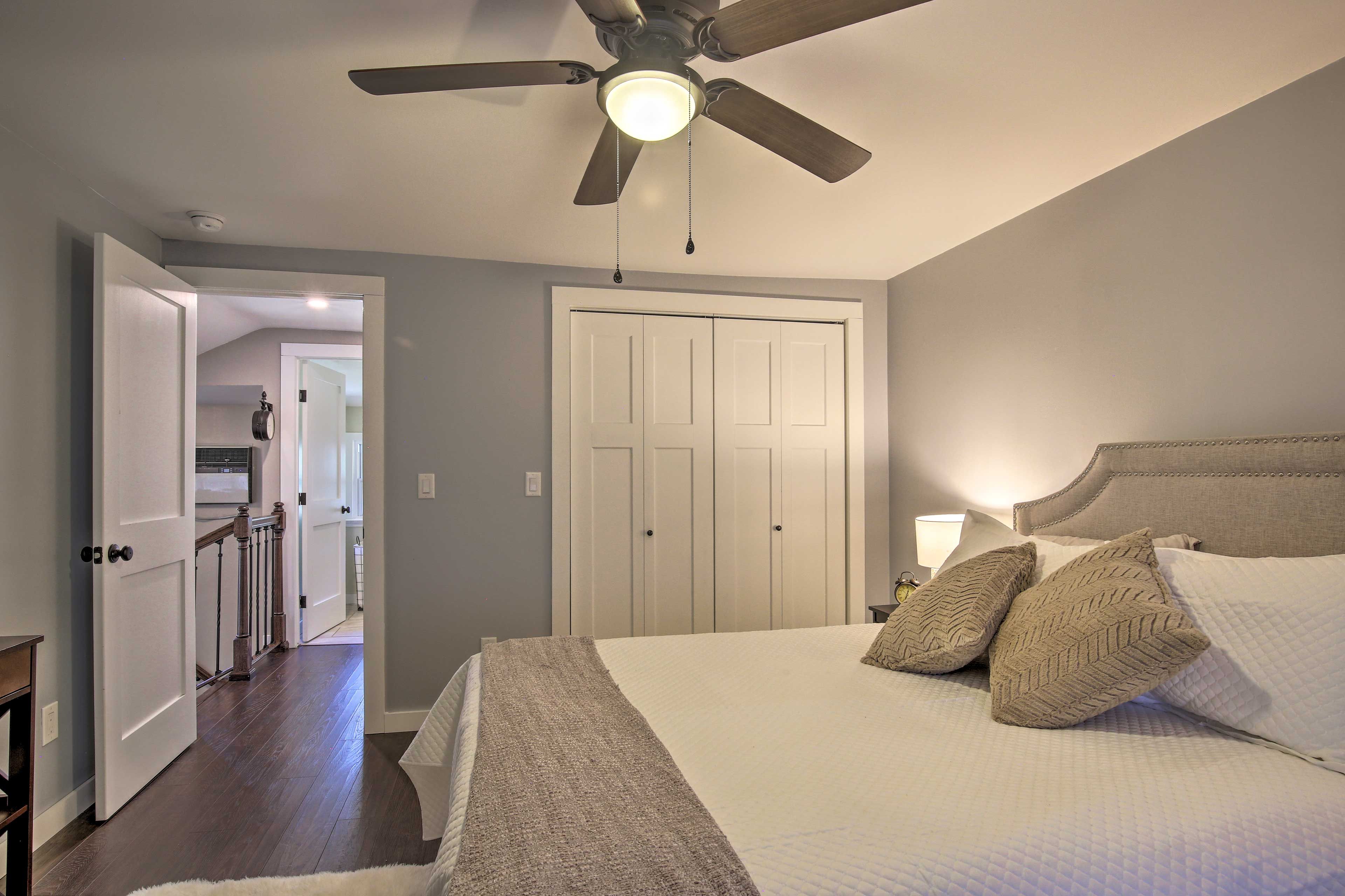 Bedroom | Linens Provided