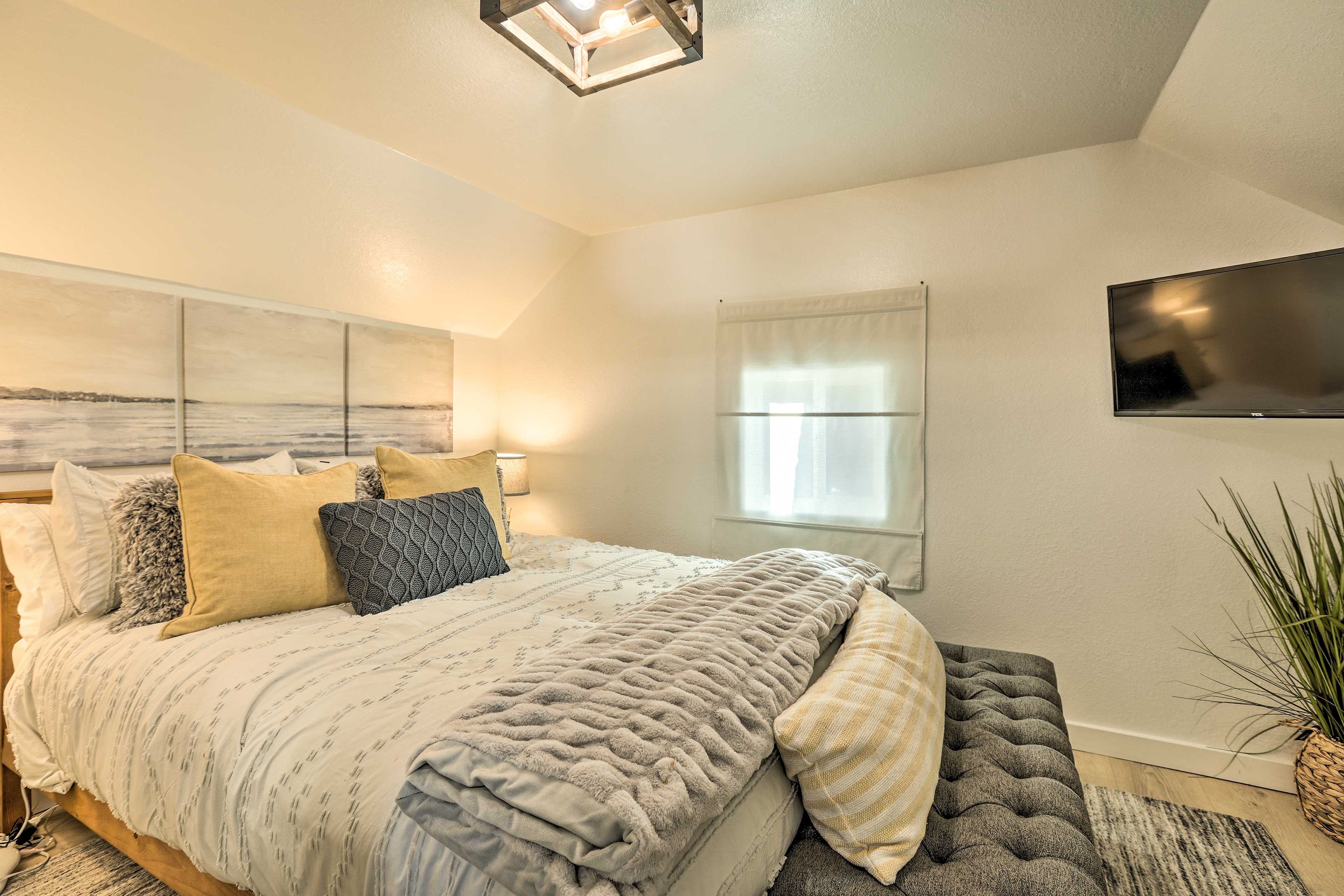 Bedroom 2 | Queen Bed | Only Accessible via Bedroom 1