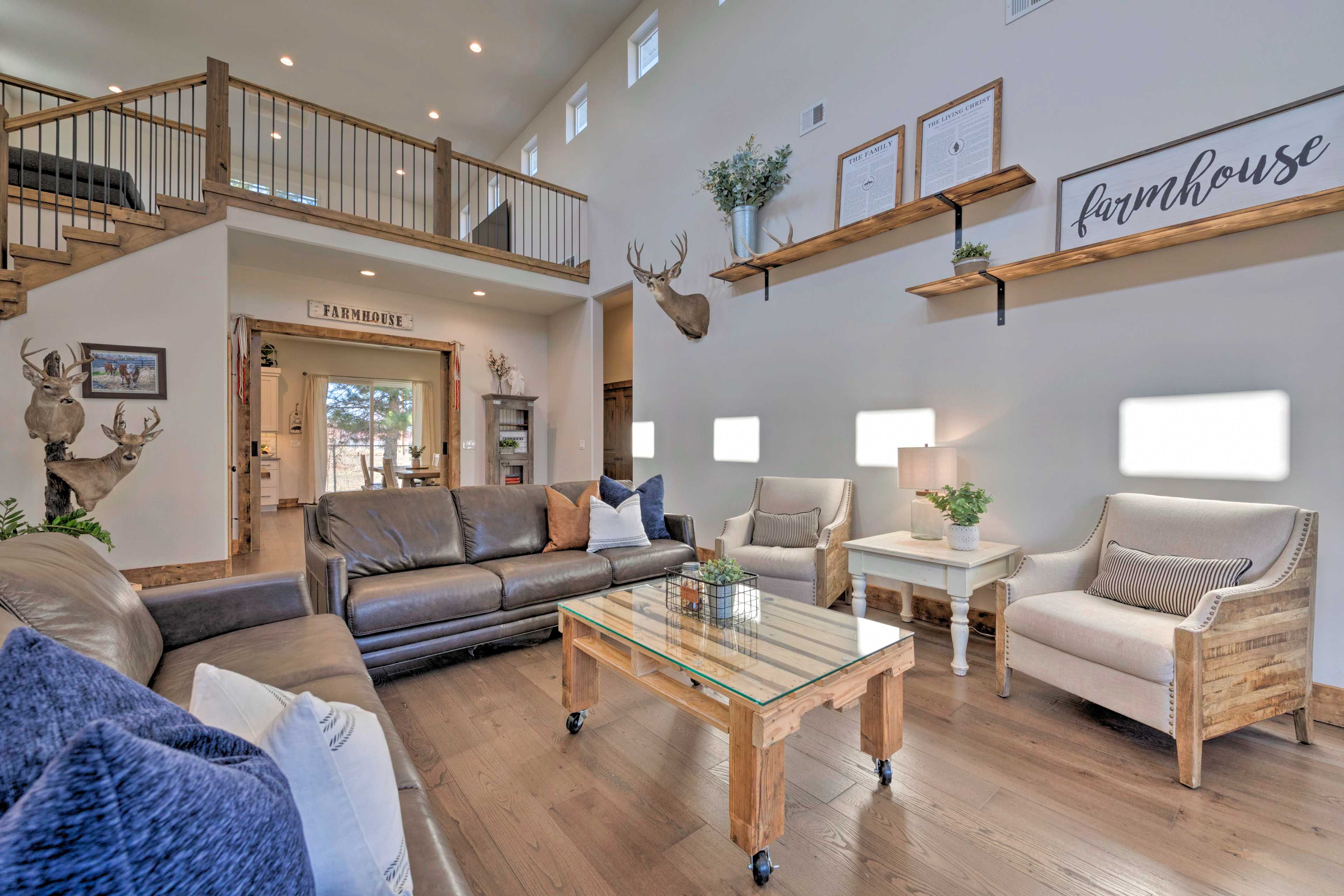 Living Room | Central A/C & Heating
