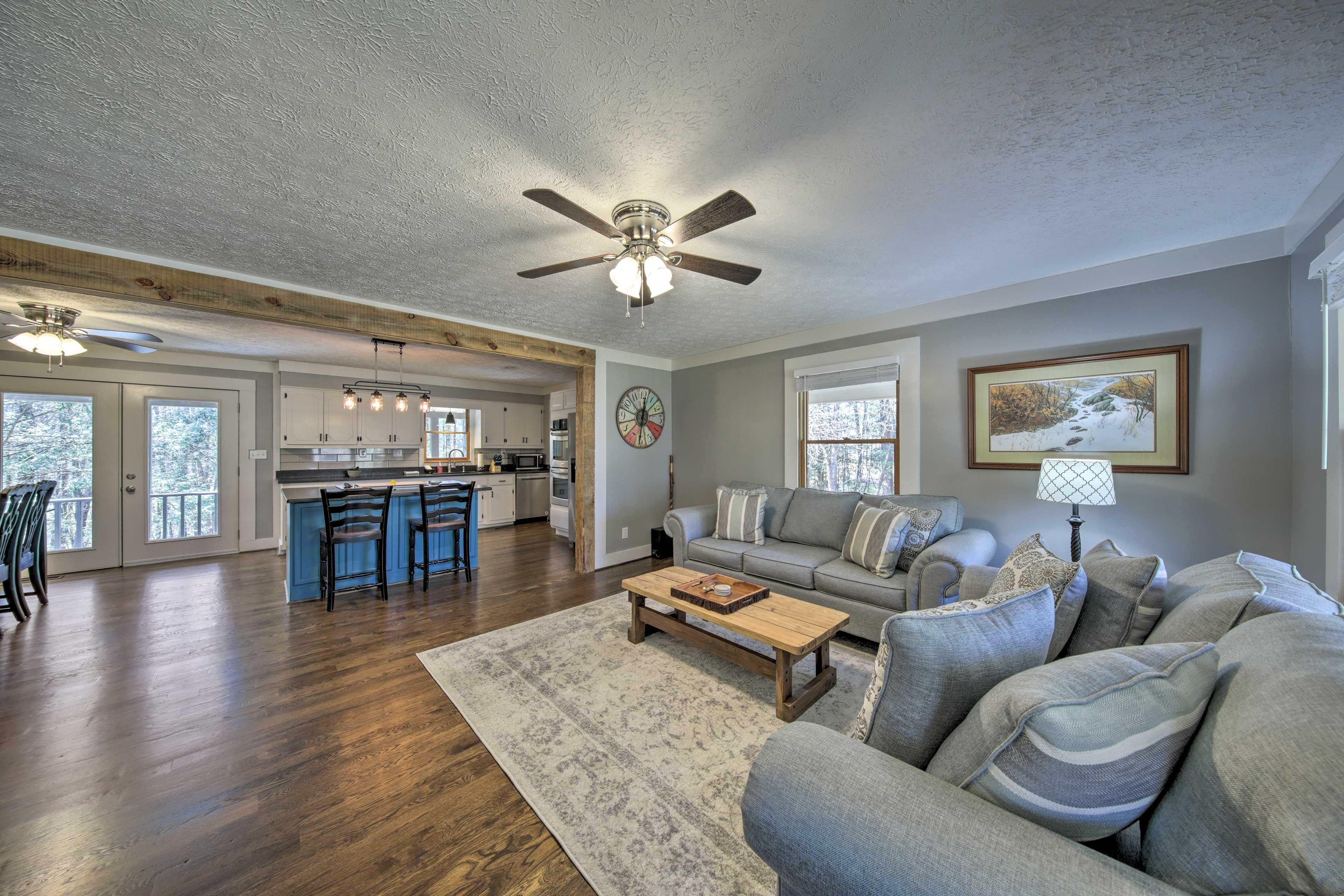 Living Room | Central A/C & Heating | Sleeper Sofa