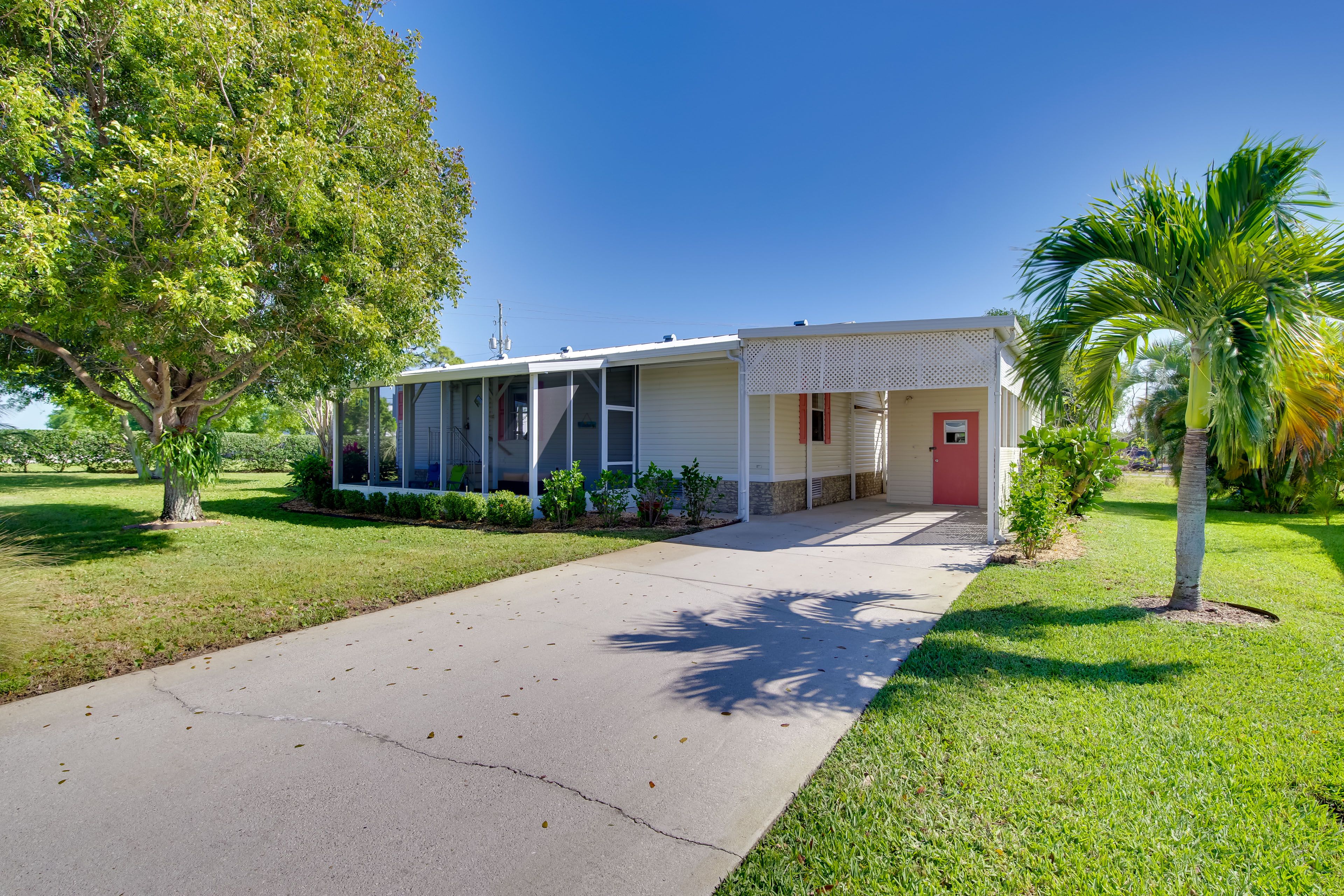 Exterior | Single-Story Home