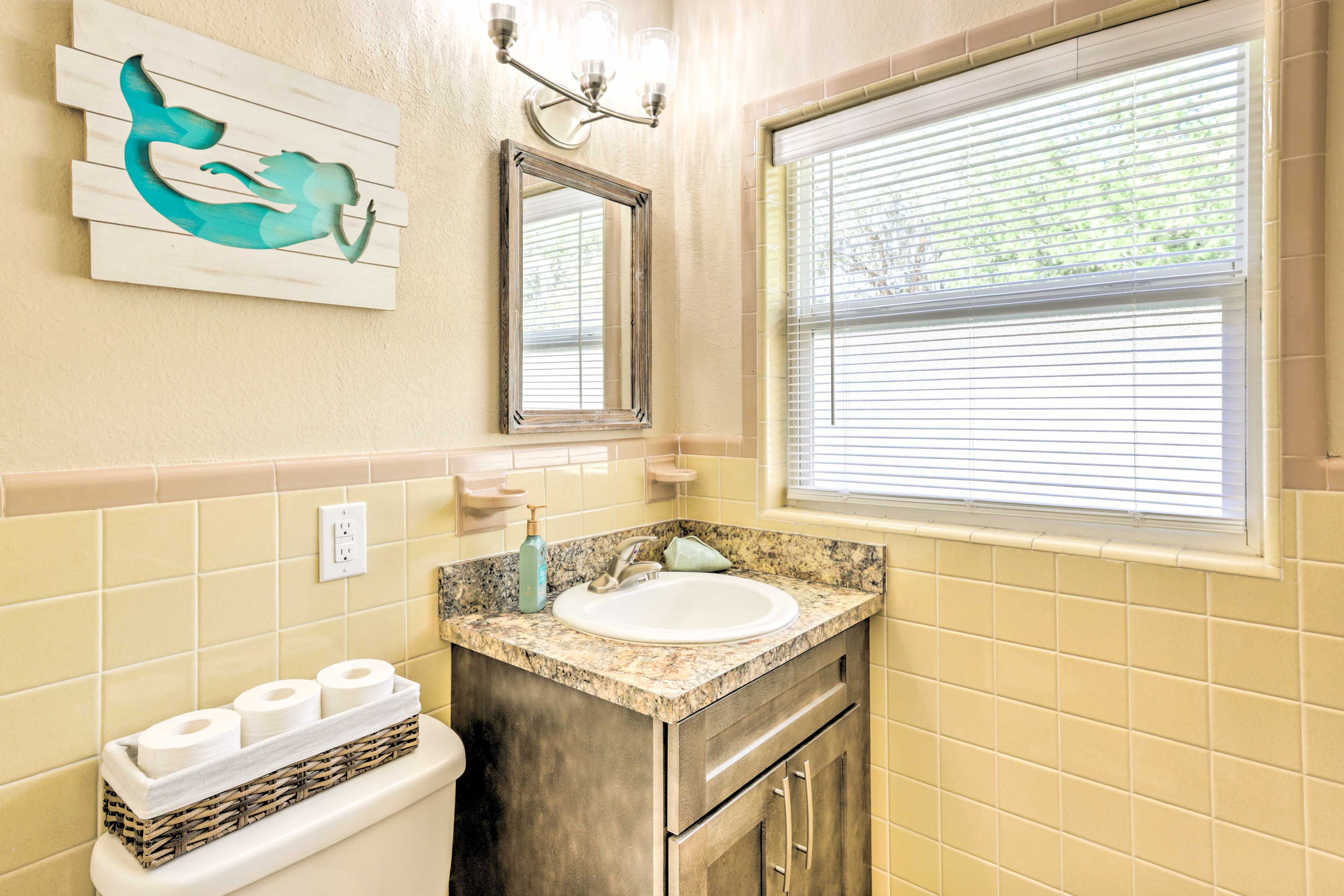 Bathroom | Towels Provided
