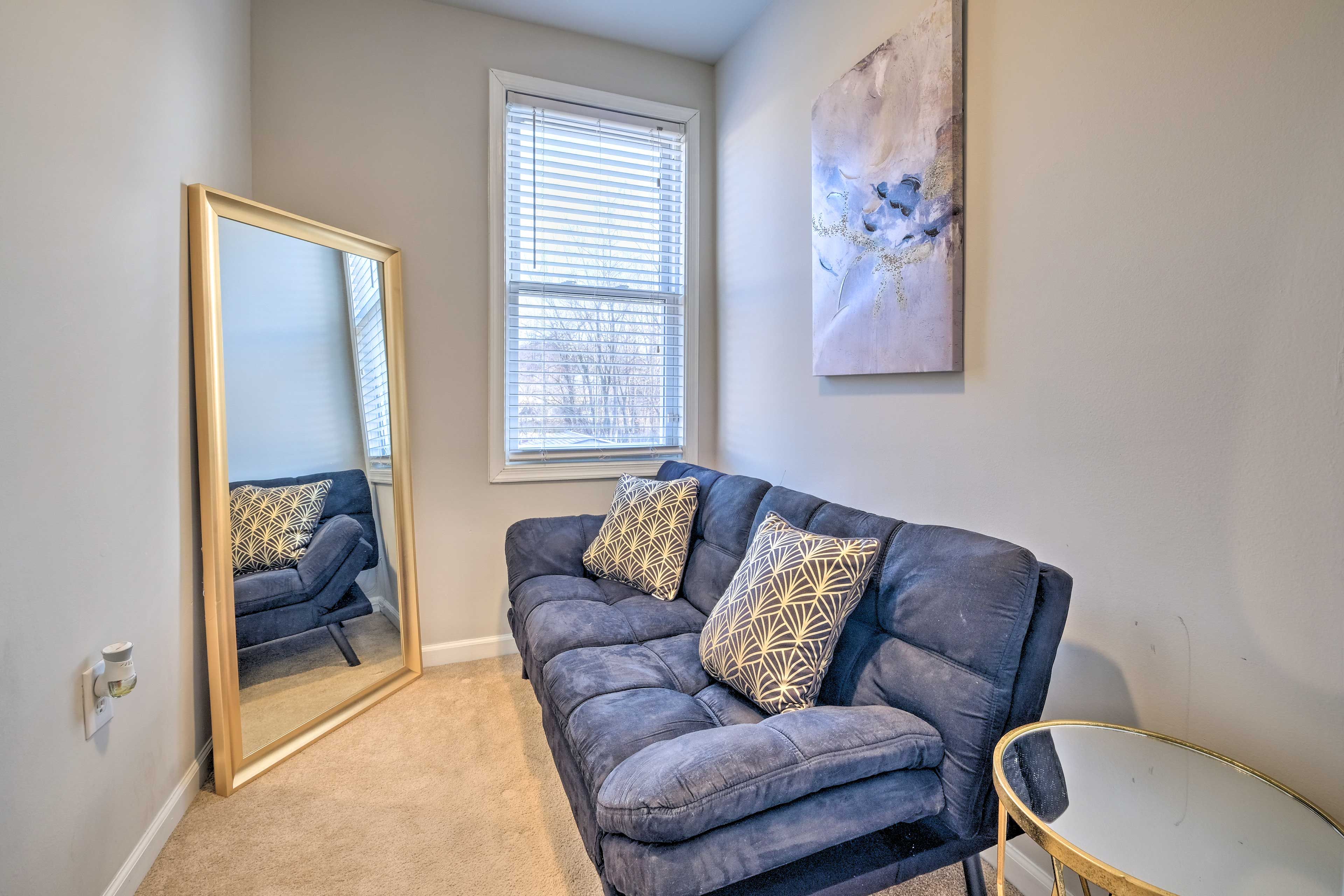 Bedroom 3 | Queen Futon