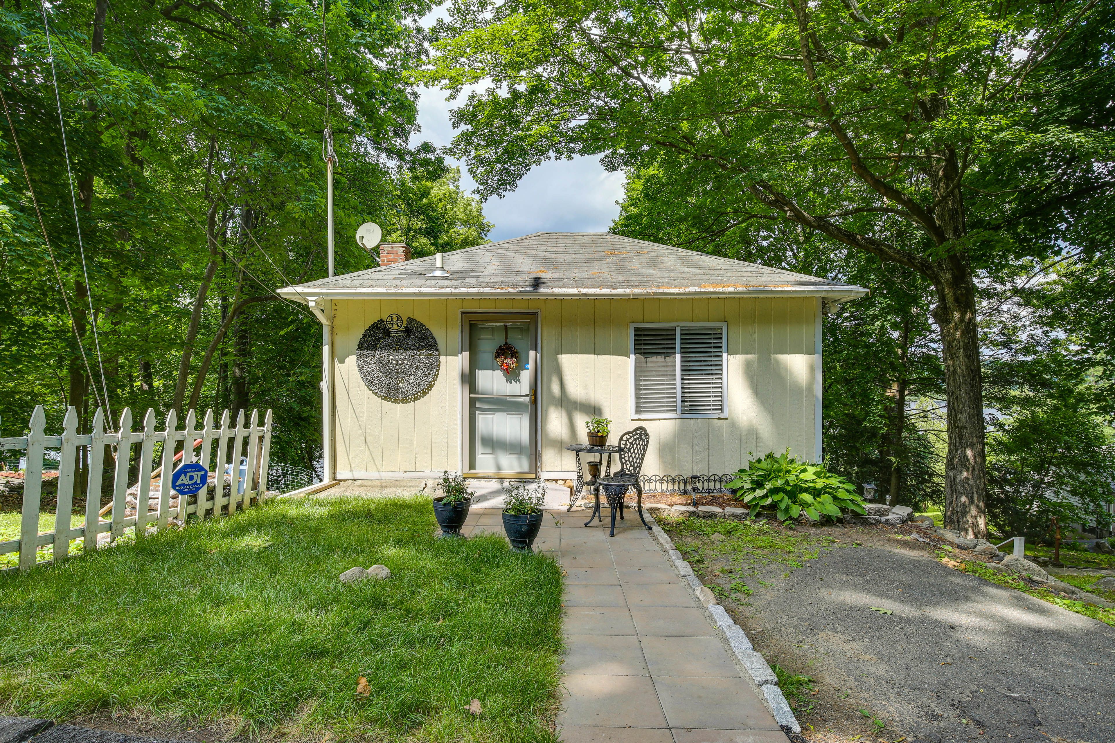 Exterior | Driveway (1 Vehicle) | Street Parking (First-Come, First-Served)