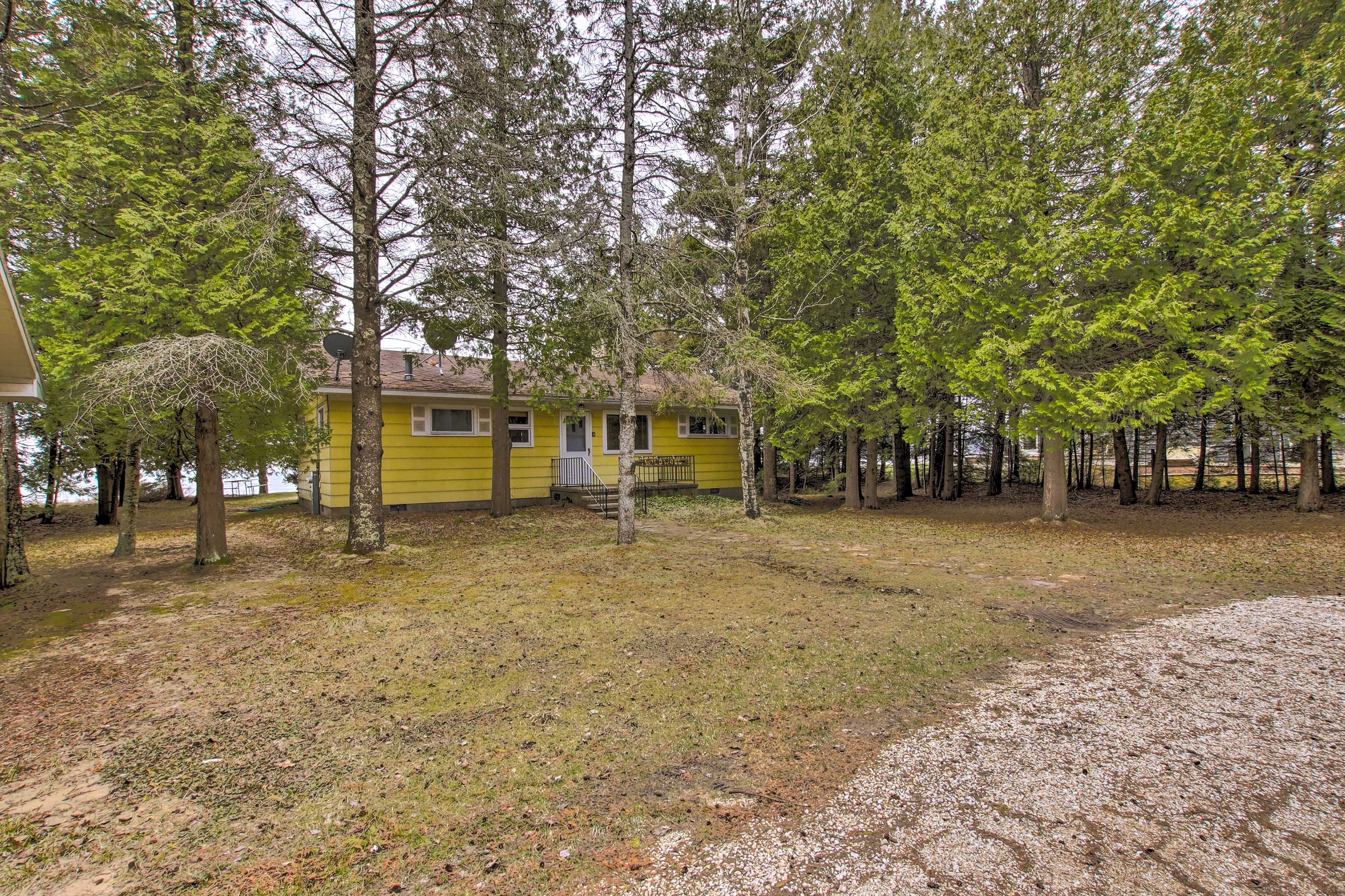 Home Exterior | Parking | Gravel Driveway (6 Vehicles)